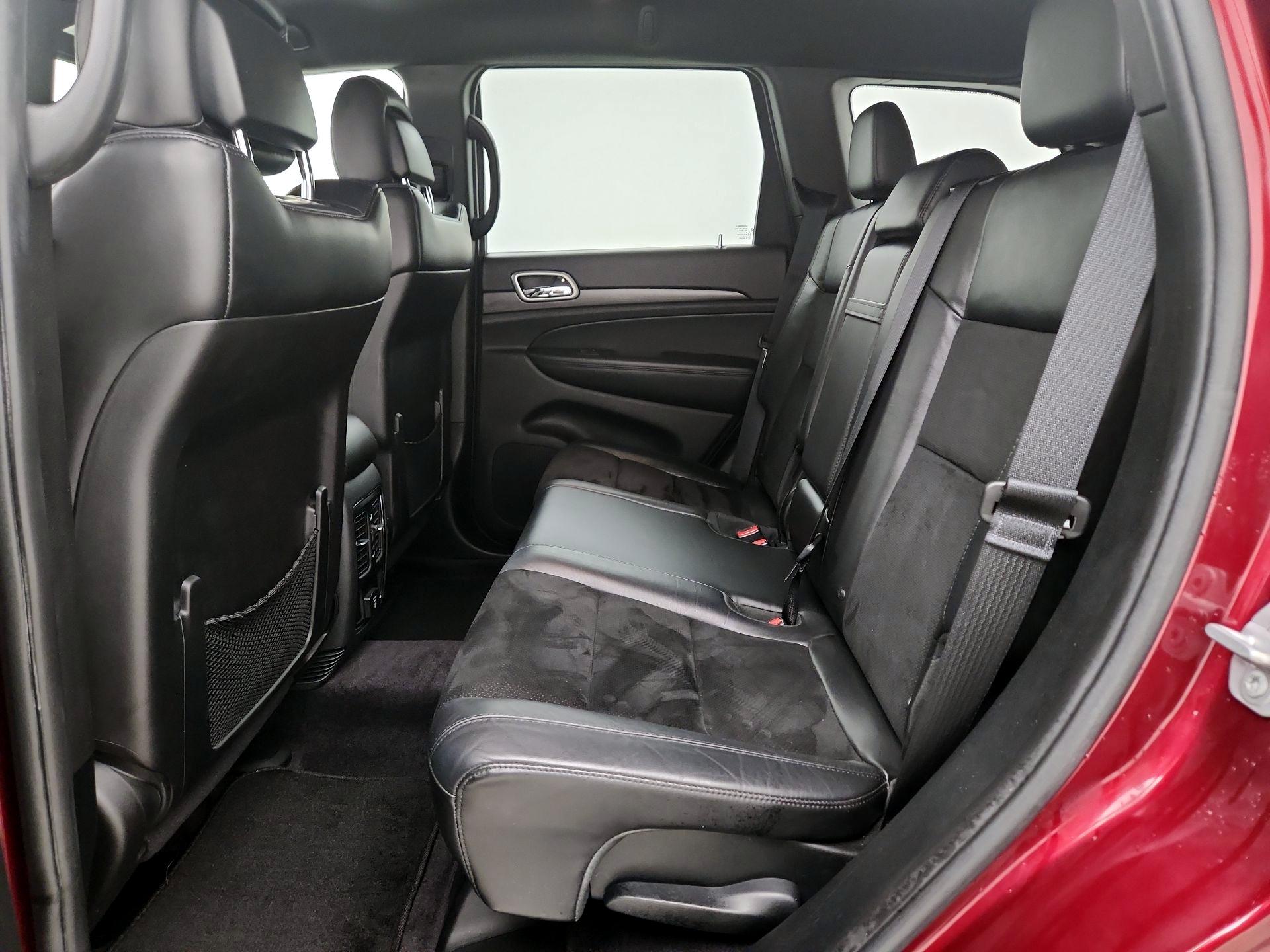 Thumbnail: 2018 Jeep Grand Cherokee - 20