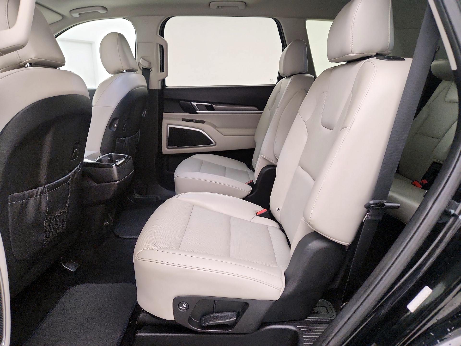 Thumbnail: 2020 Kia Telluride - 20