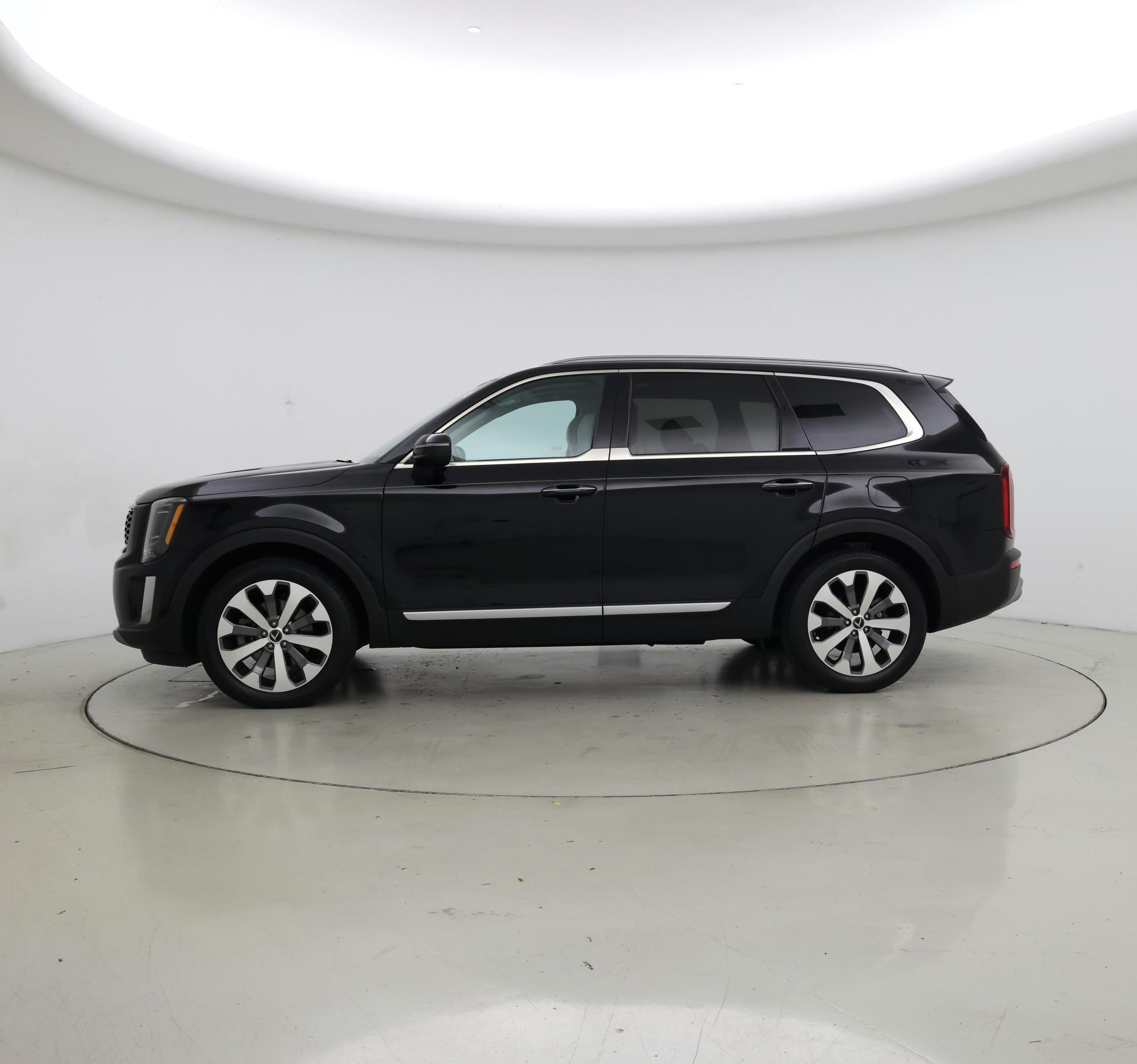 Thumbnail: 2020 Kia Telluride - 3