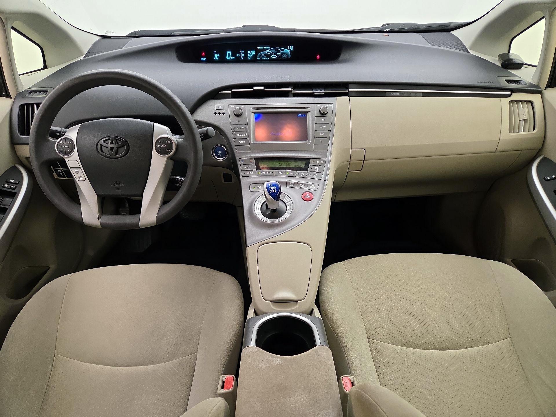 Thumbnail: 2015 Toyota Prius - 9
