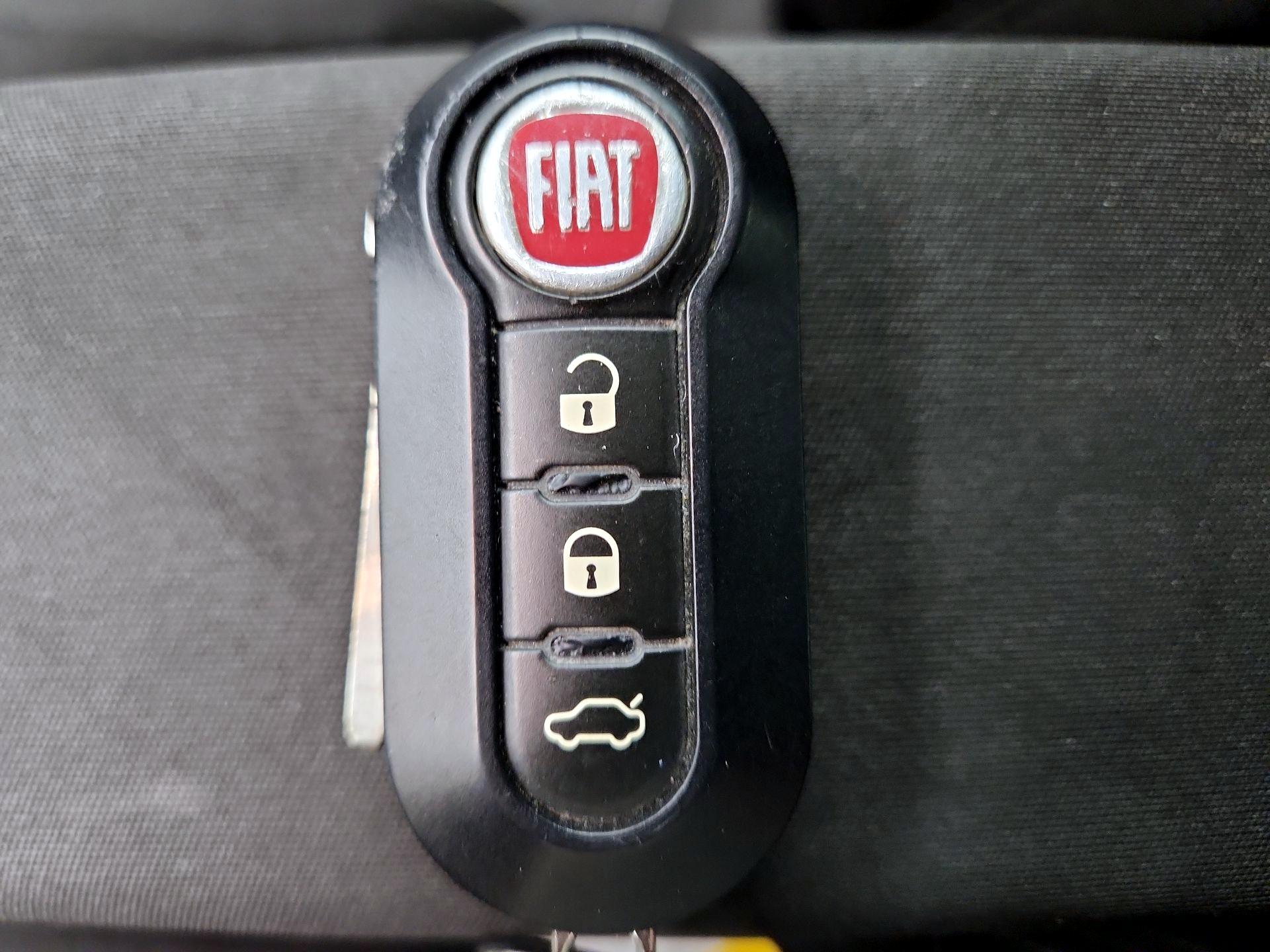 Thumbnail: 2015 Fiat 500L - 20