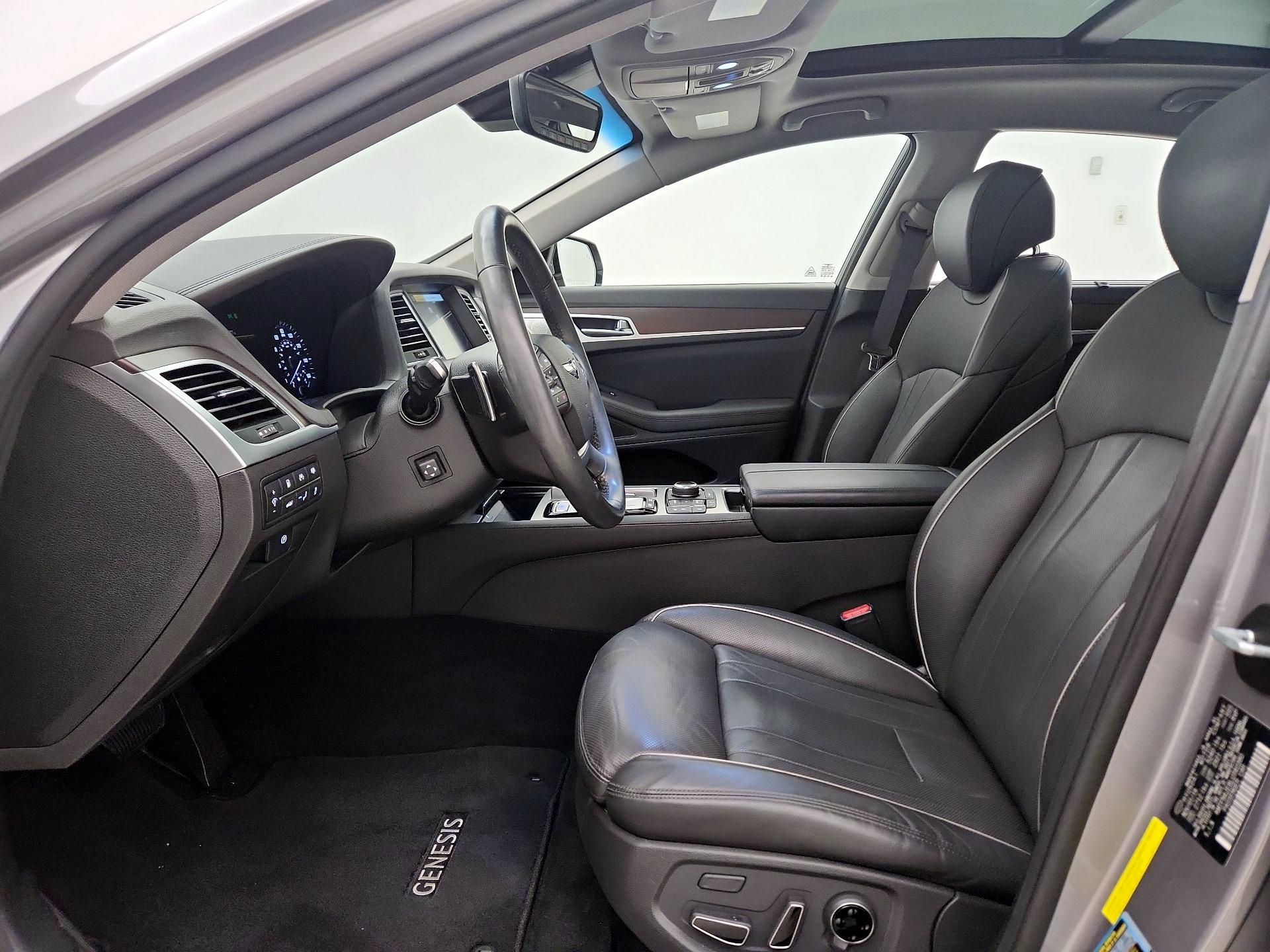 Thumbnail: 2020 Genesis G80 - 11