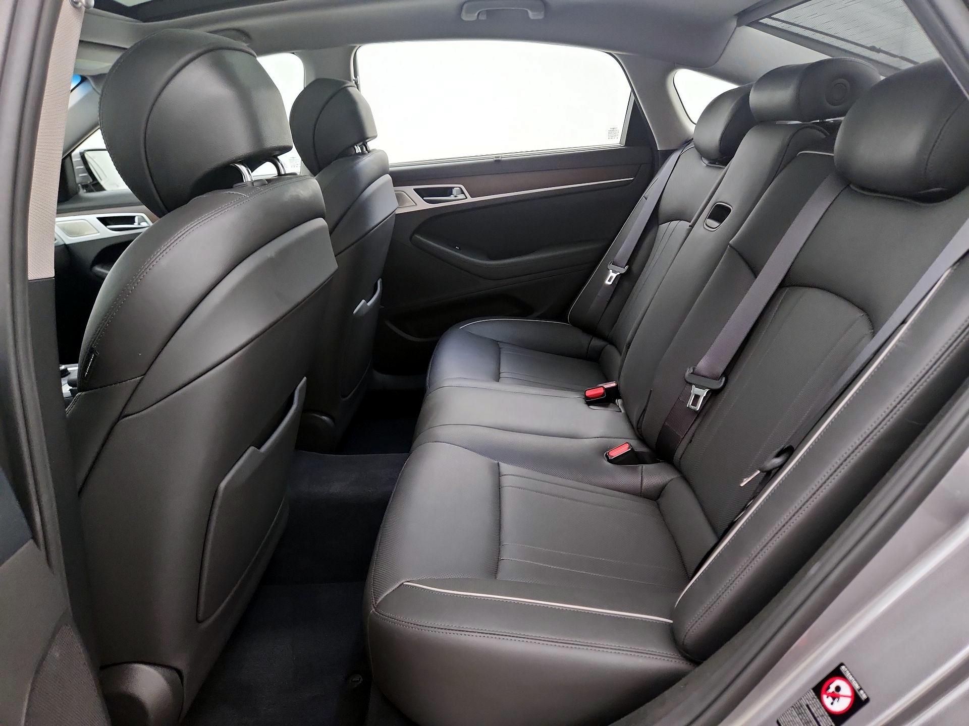 Thumbnail: 2020 Genesis G80 - 20