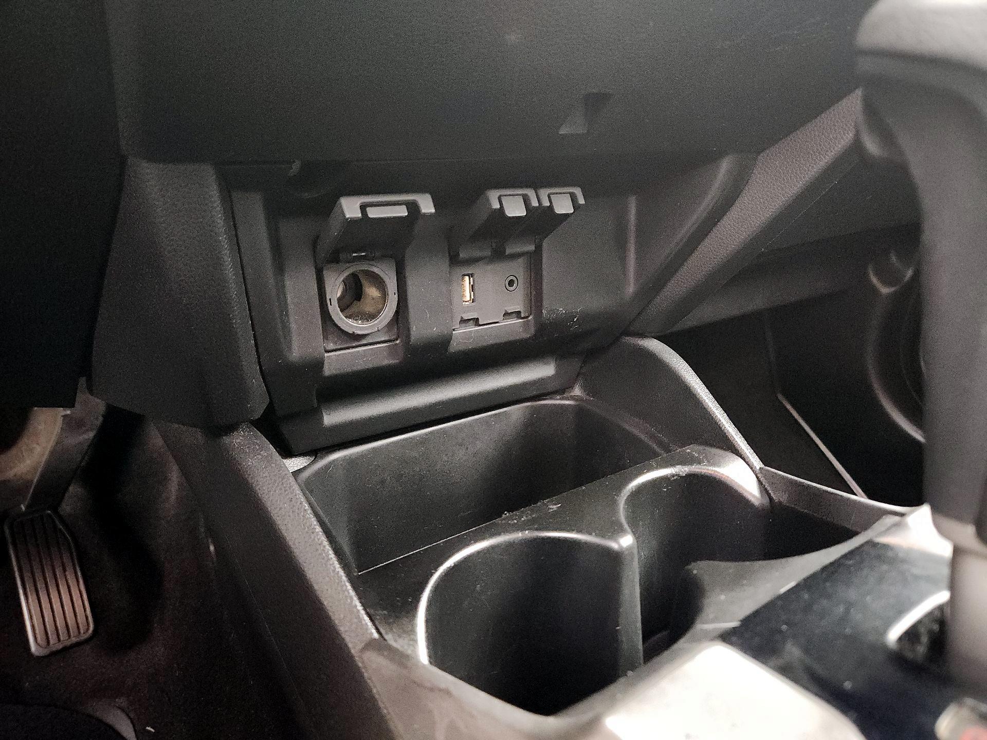 Thumbnail: 2017 Honda Fit - 18