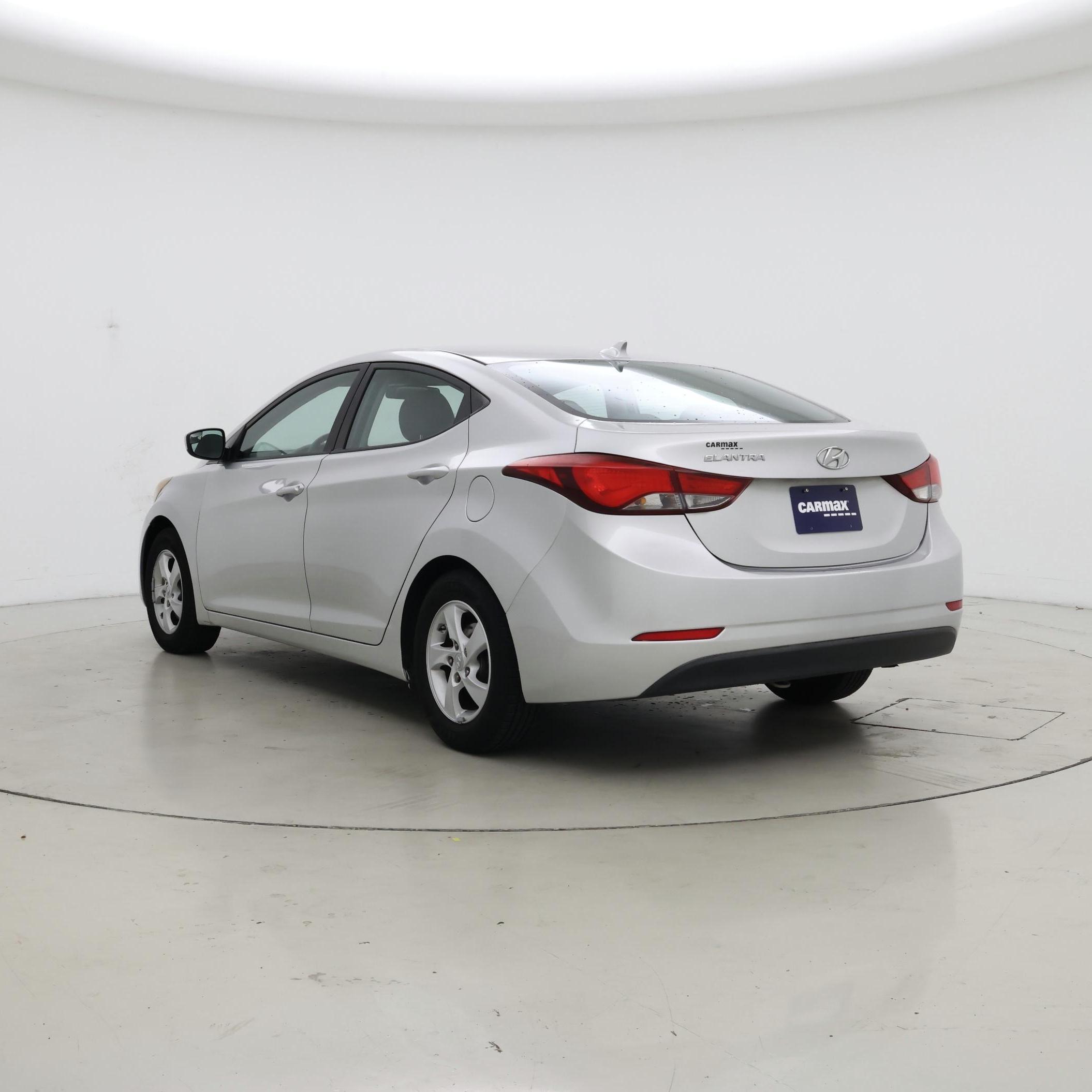 Thumbnail: 2015 Hyundai Elantra - 2