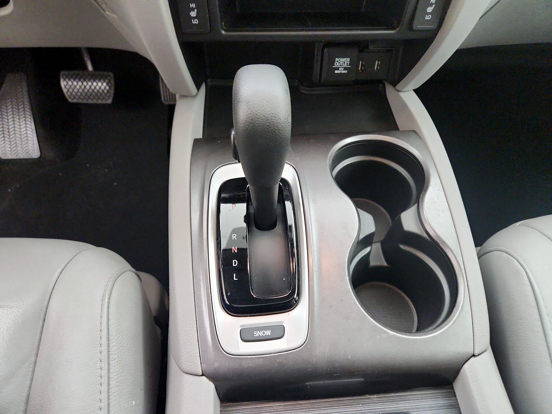 Thumbnail: 2018 Honda Pilot - 17