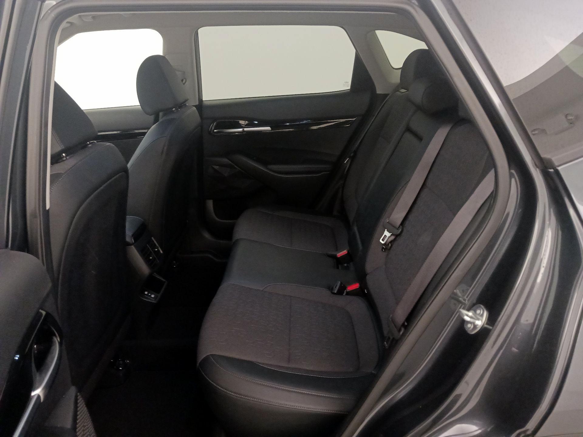 Thumbnail: 2025 Kia Seltos - 20