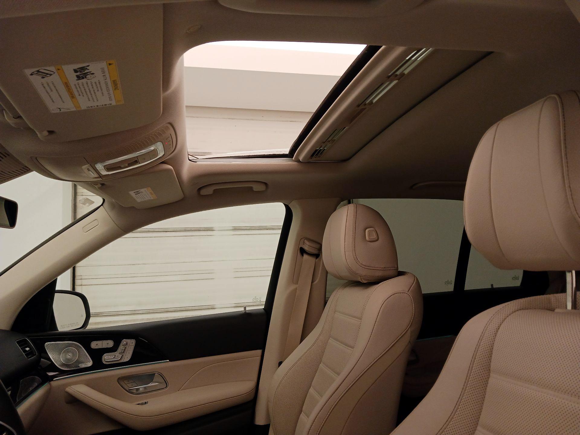 Thumbnail: 2020 Mercedes-Benz GLE - 20