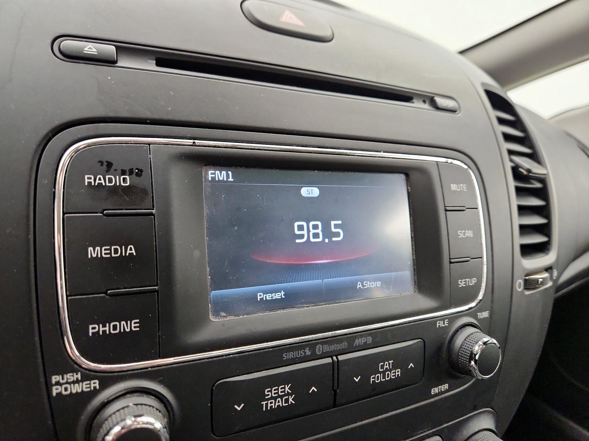 Thumbnail: 2016 Kia Forte - 15