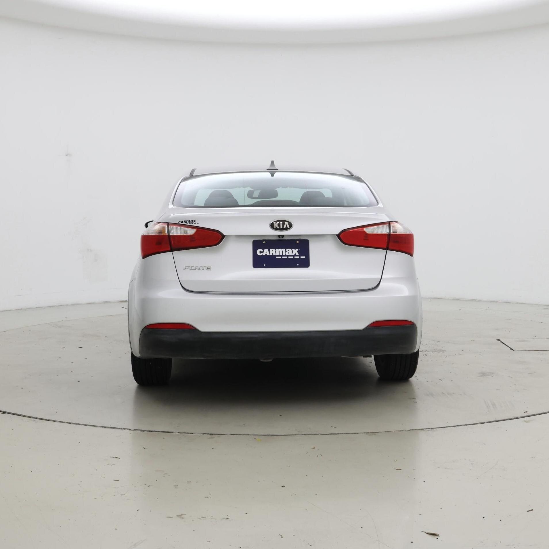 Thumbnail: 2016 Kia Forte - 6