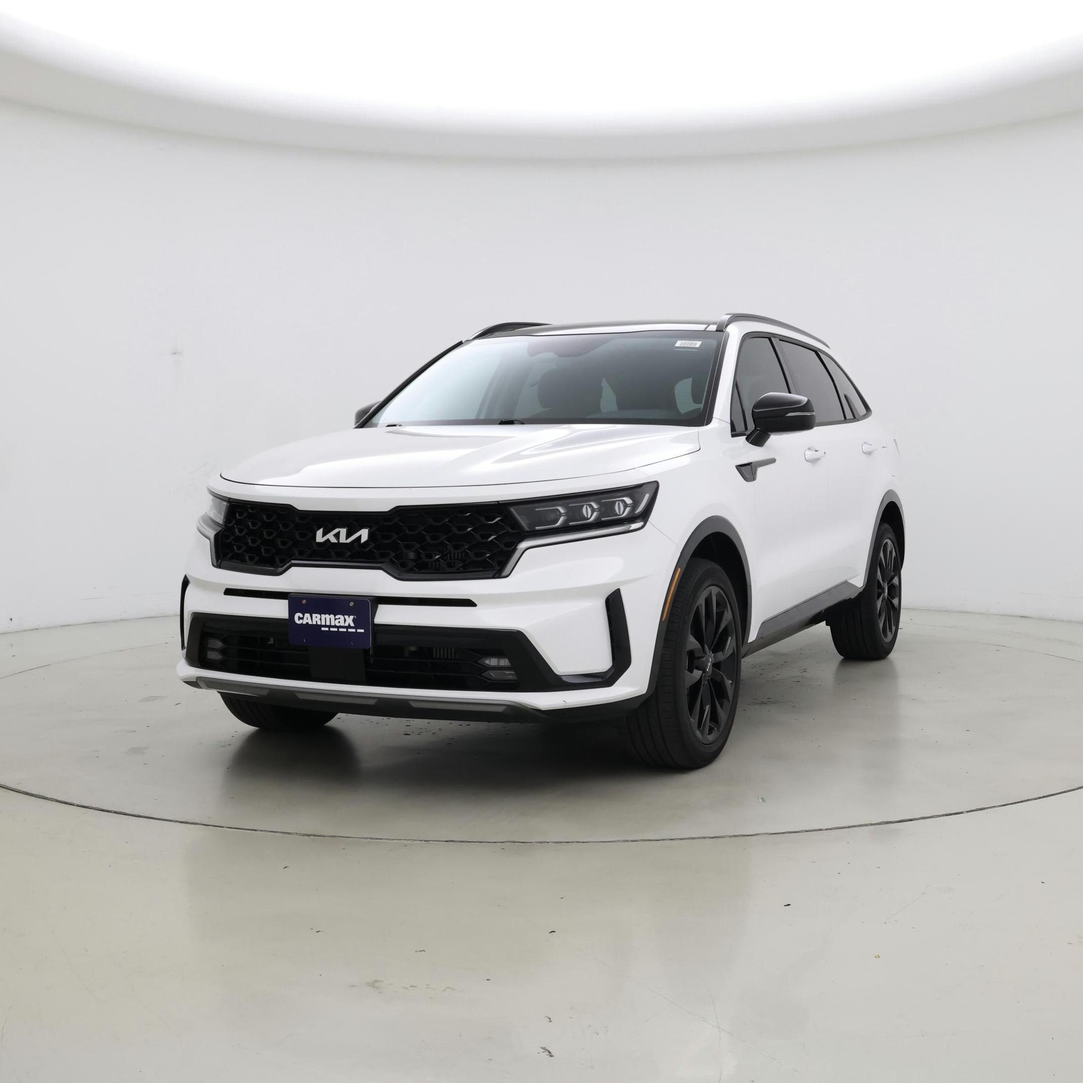 Thumbnail: 2023 Kia Sorento - 4