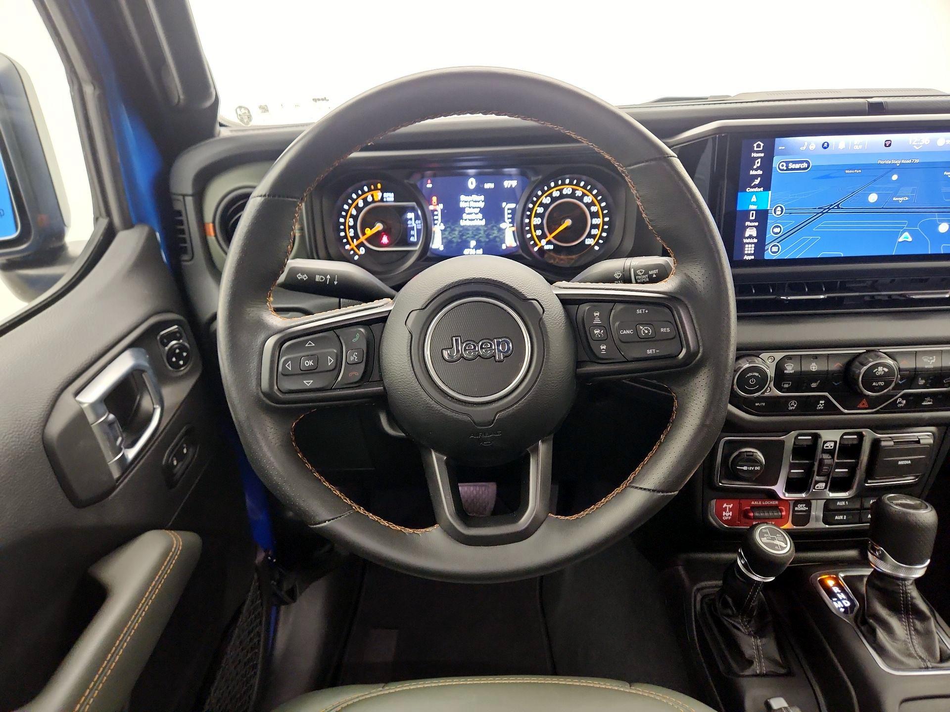 Thumbnail: 2024 Jeep Gladiator - 10