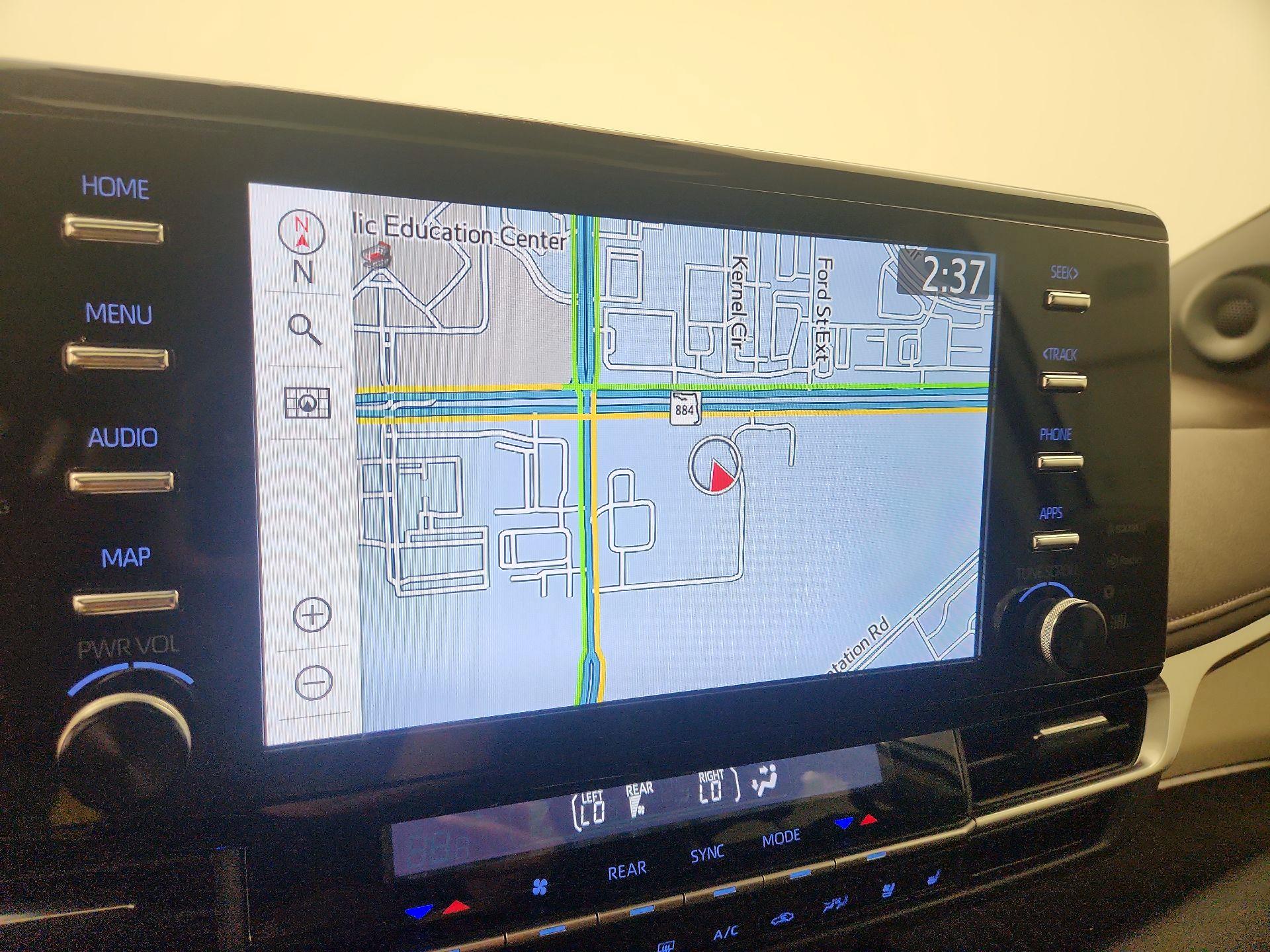 Thumbnail: 2024 Toyota Sienna - 14