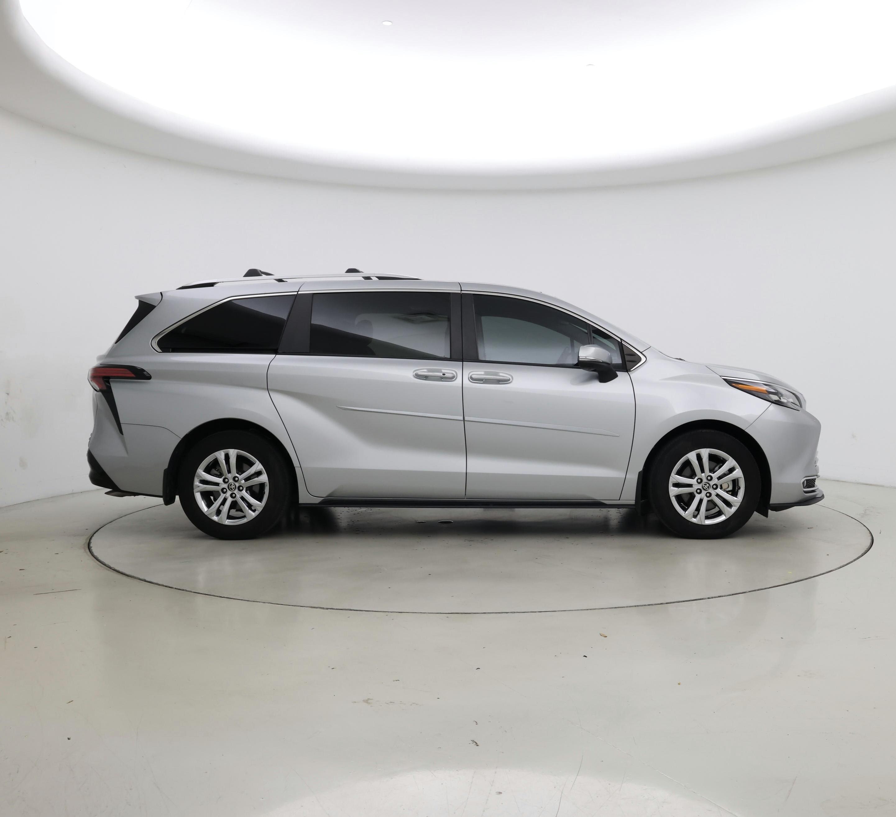 Thumbnail: 2024 Toyota Sienna - 7