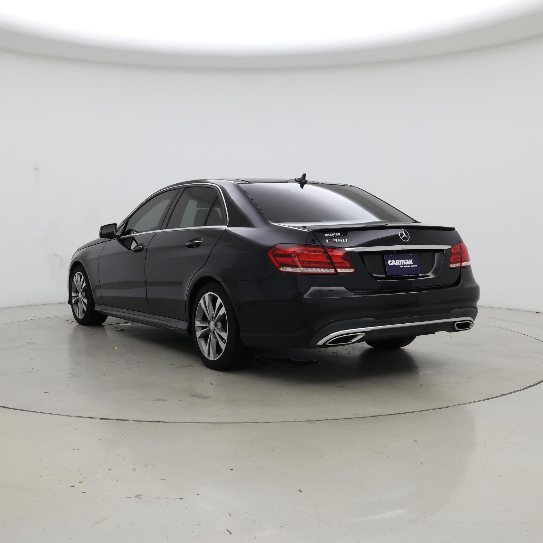 Thumbnail: 2016 Mercedes-Benz E-Class - 2
