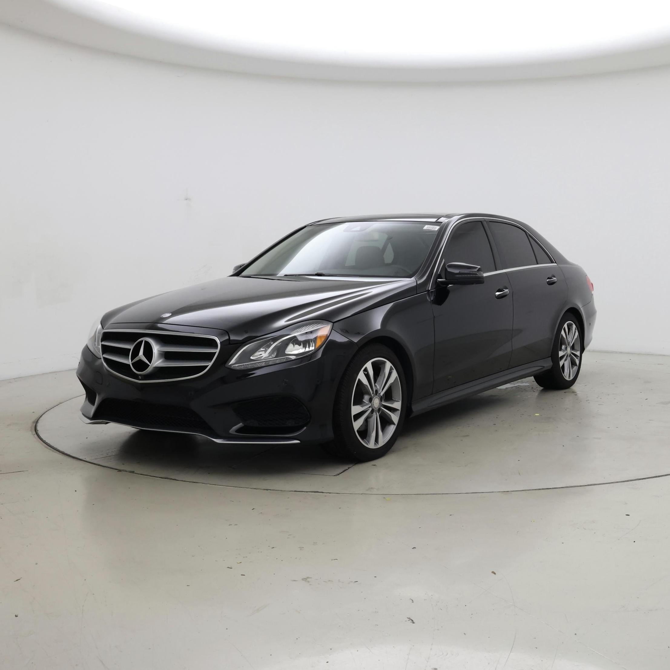 Thumbnail: 2016 Mercedes-Benz E-Class - 4