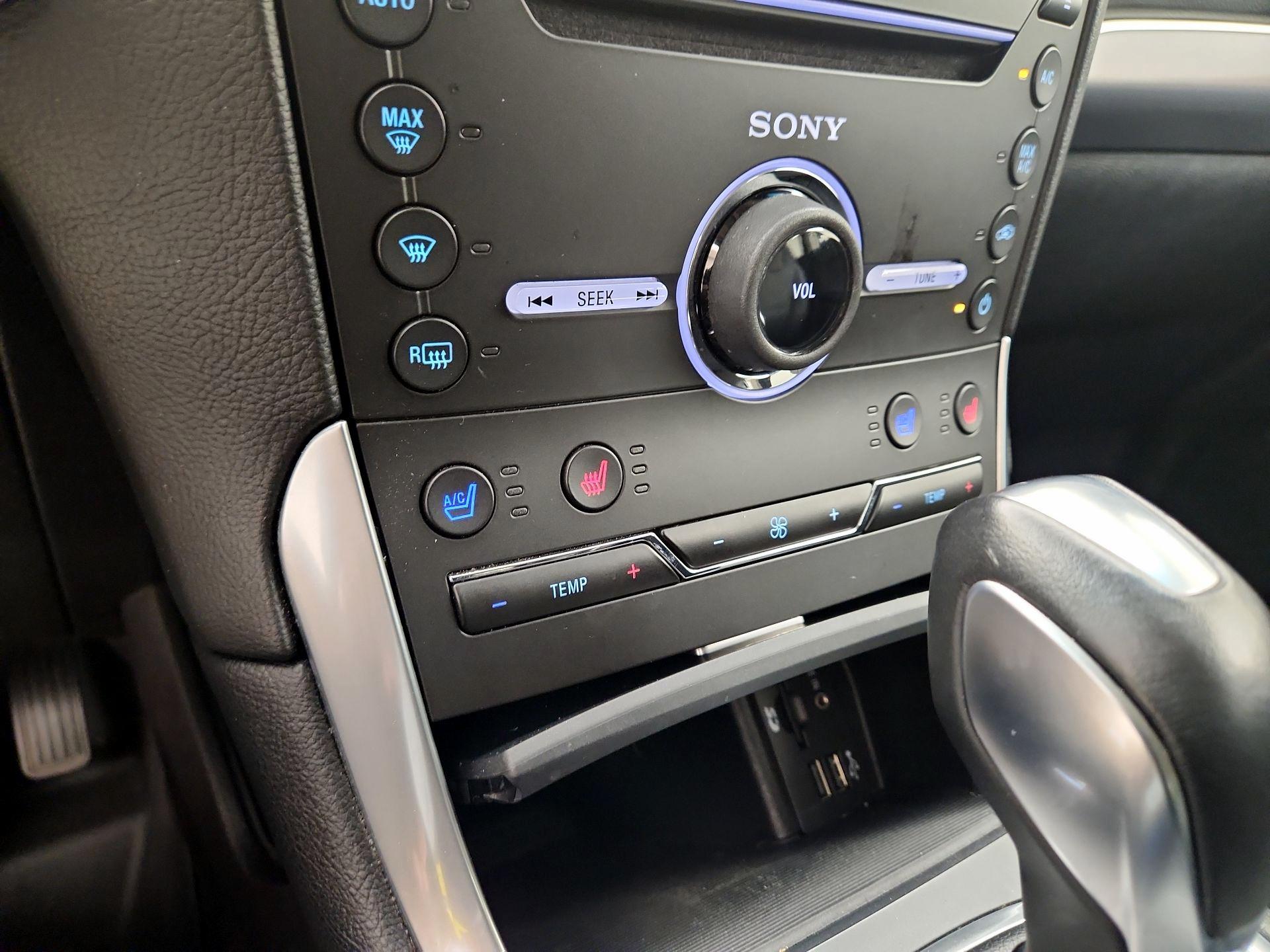 Thumbnail: 2015 Ford Edge - 16