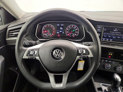 Steering Wheel & Instrument Cluster (On)