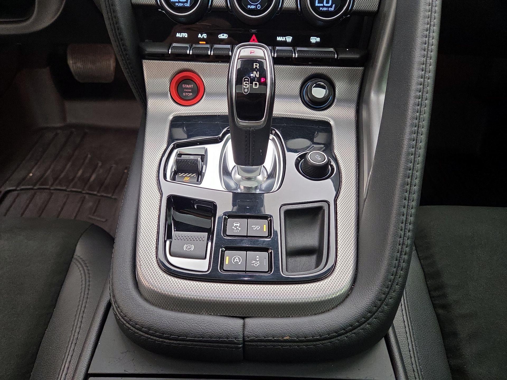 Thumbnail: 2016 Jaguar F-Type - 18