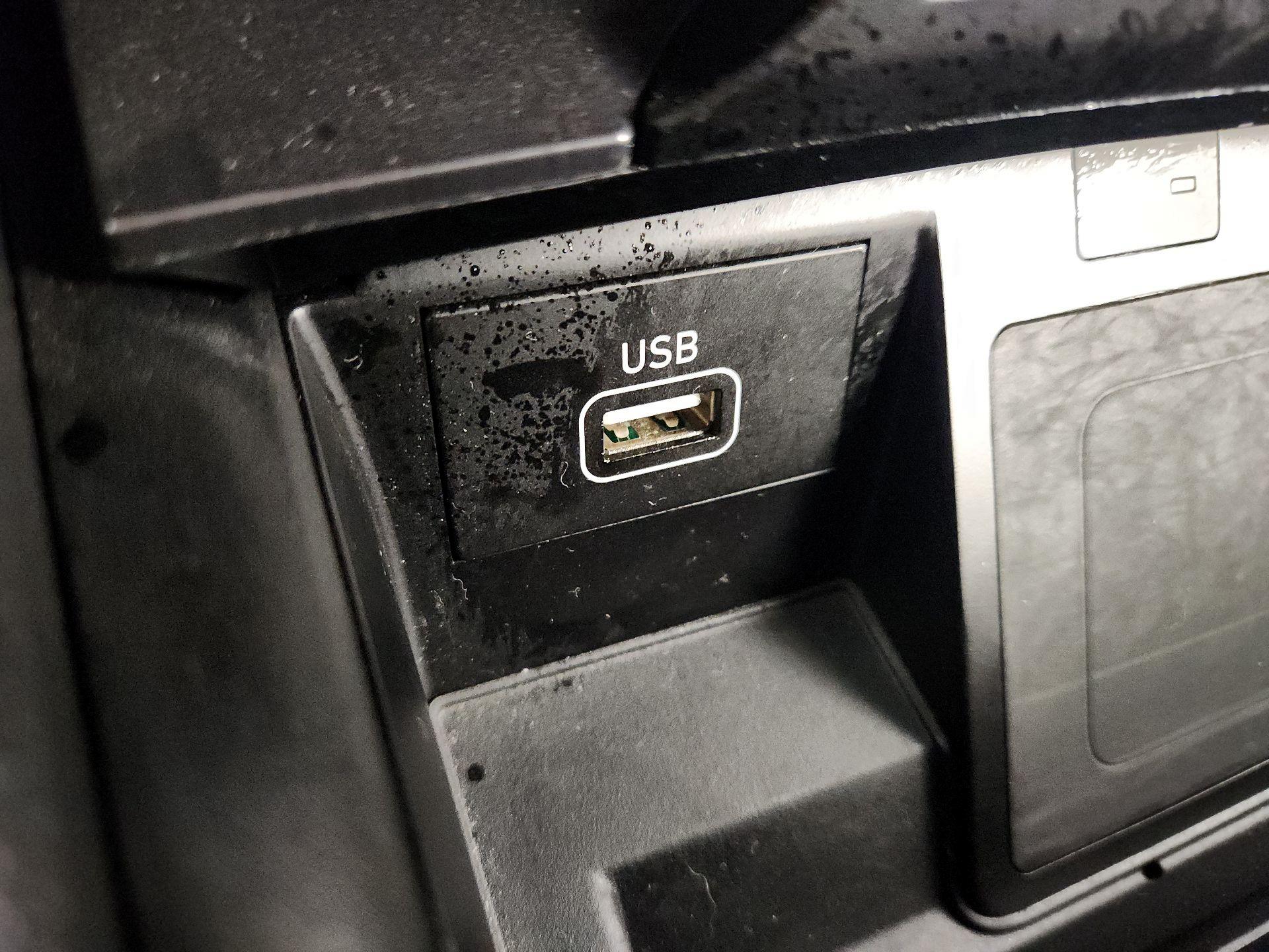 Thumbnail: 2020 Genesis G80 - 19