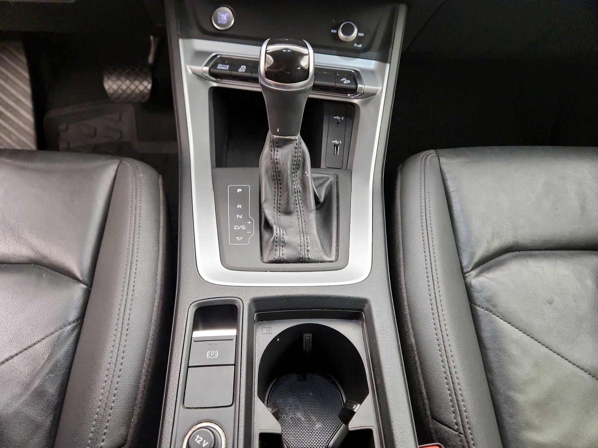 Thumbnail: 2020 Audi Q3 - 16