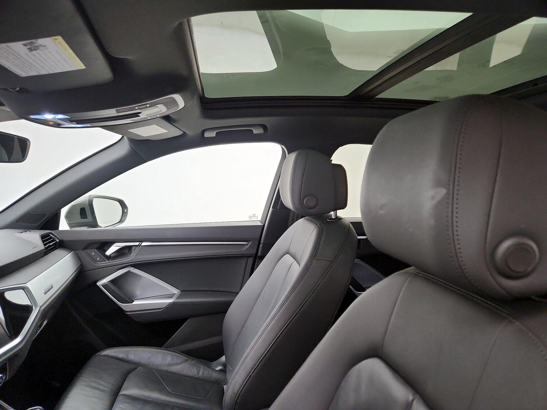 Thumbnail: 2020 Audi Q3 - 18