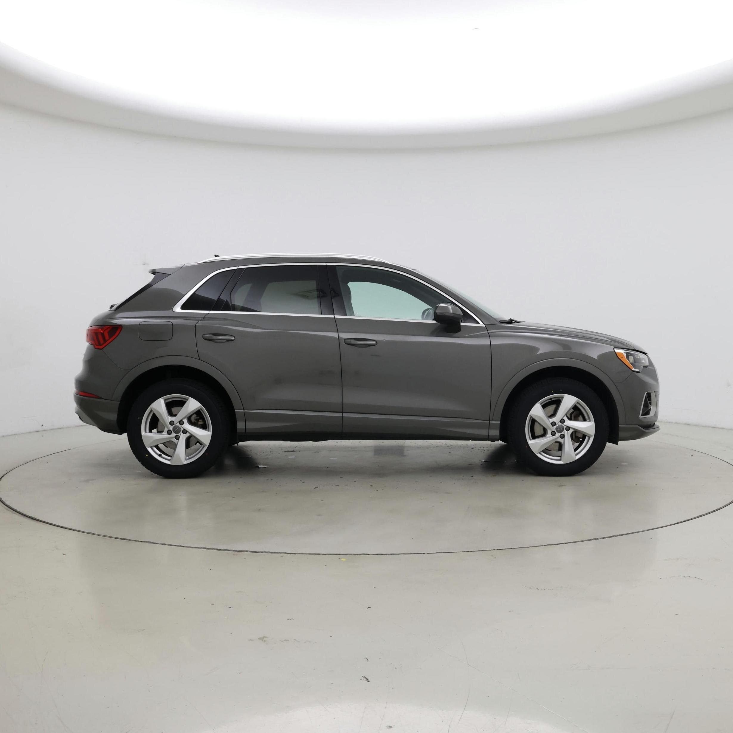 Thumbnail: 2020 Audi Q3 - 7