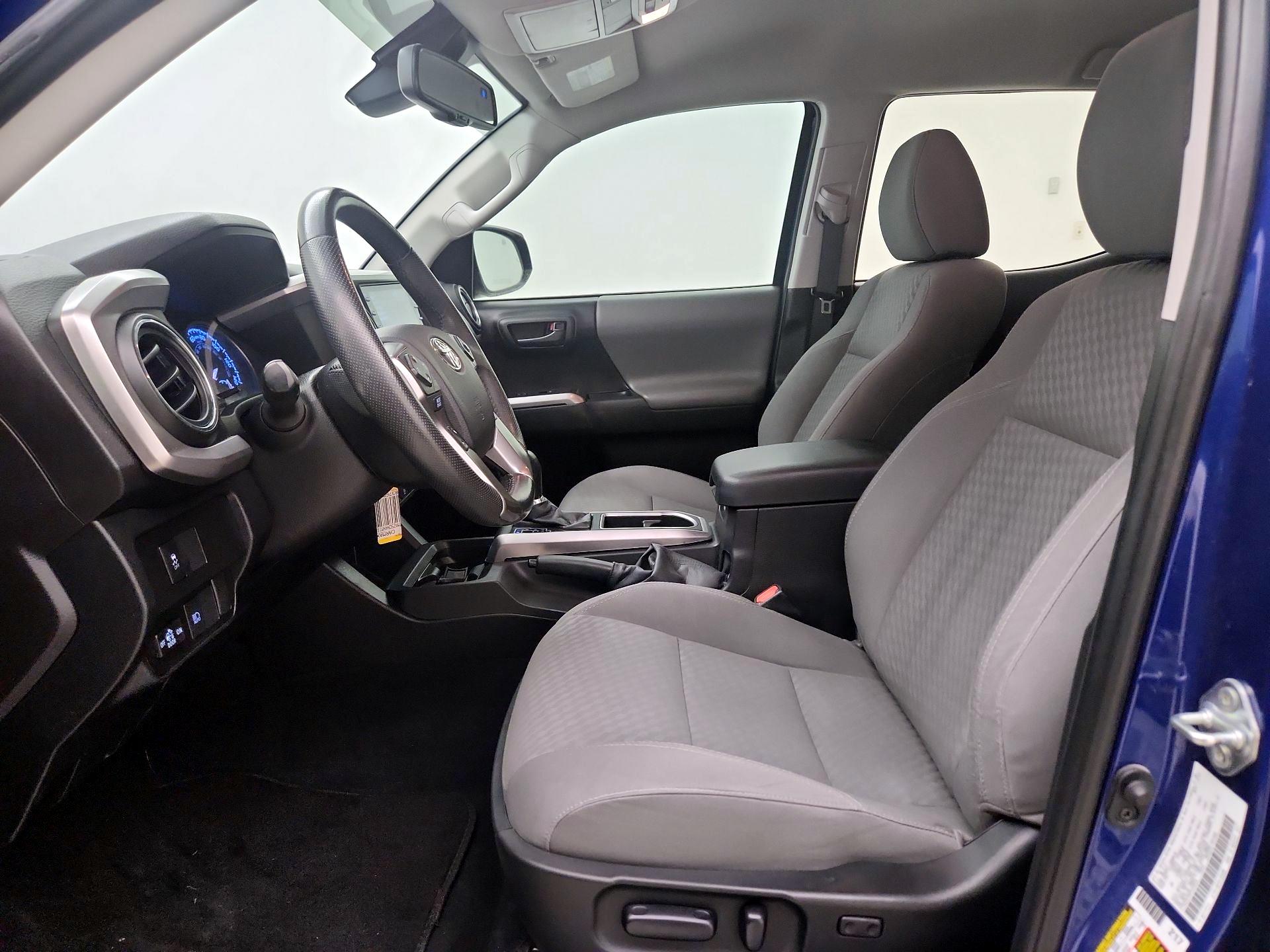 Thumbnail: 2022 Toyota Tacoma - 11