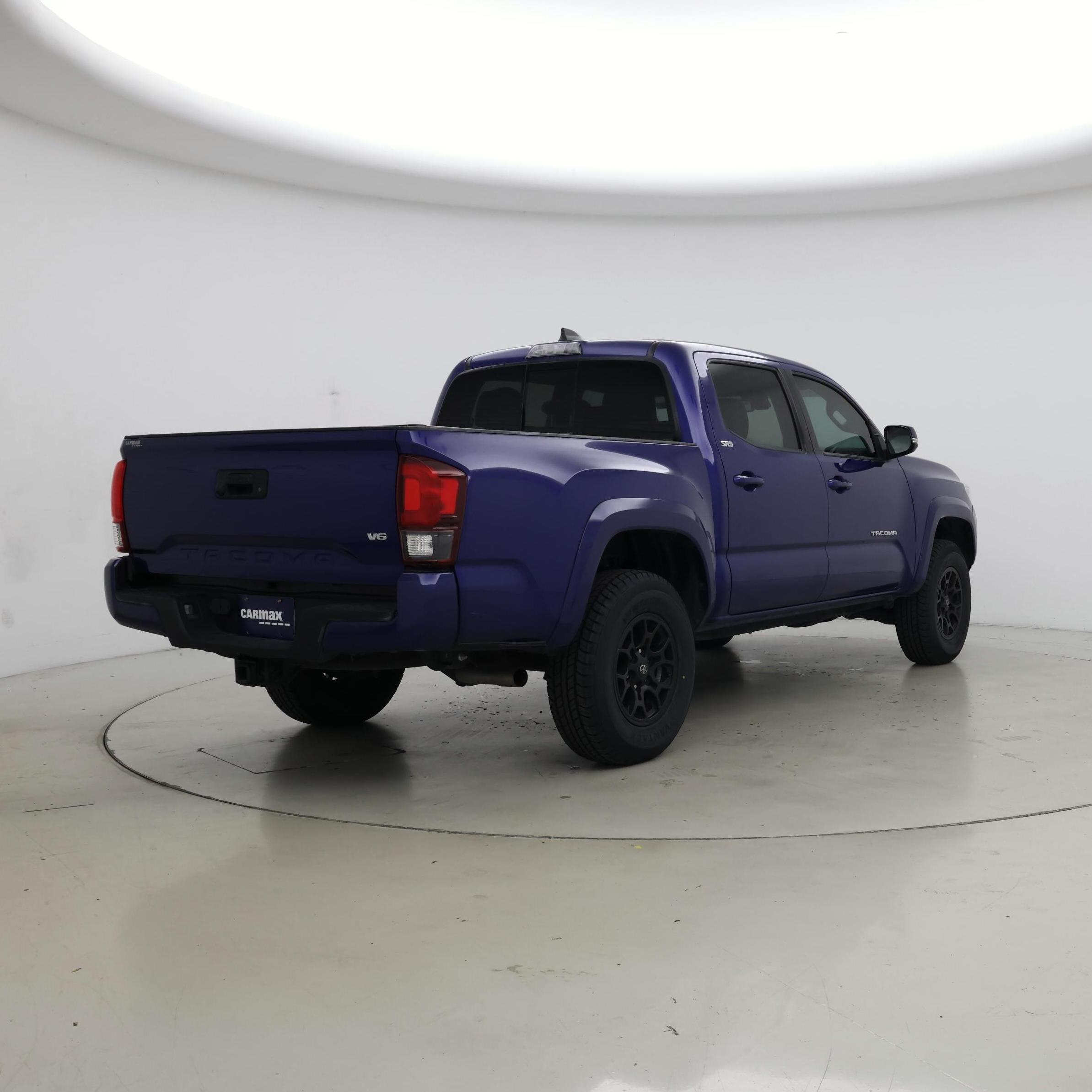 Thumbnail: 2022 Toyota Tacoma - 8