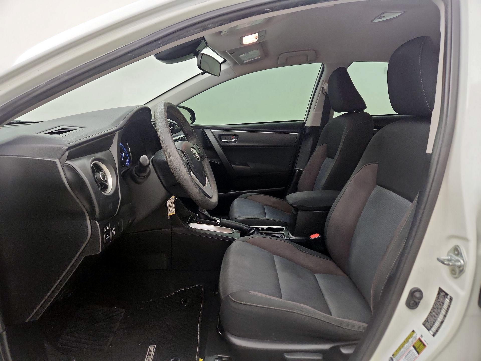 Thumbnail: 2018 Toyota Corolla - 11