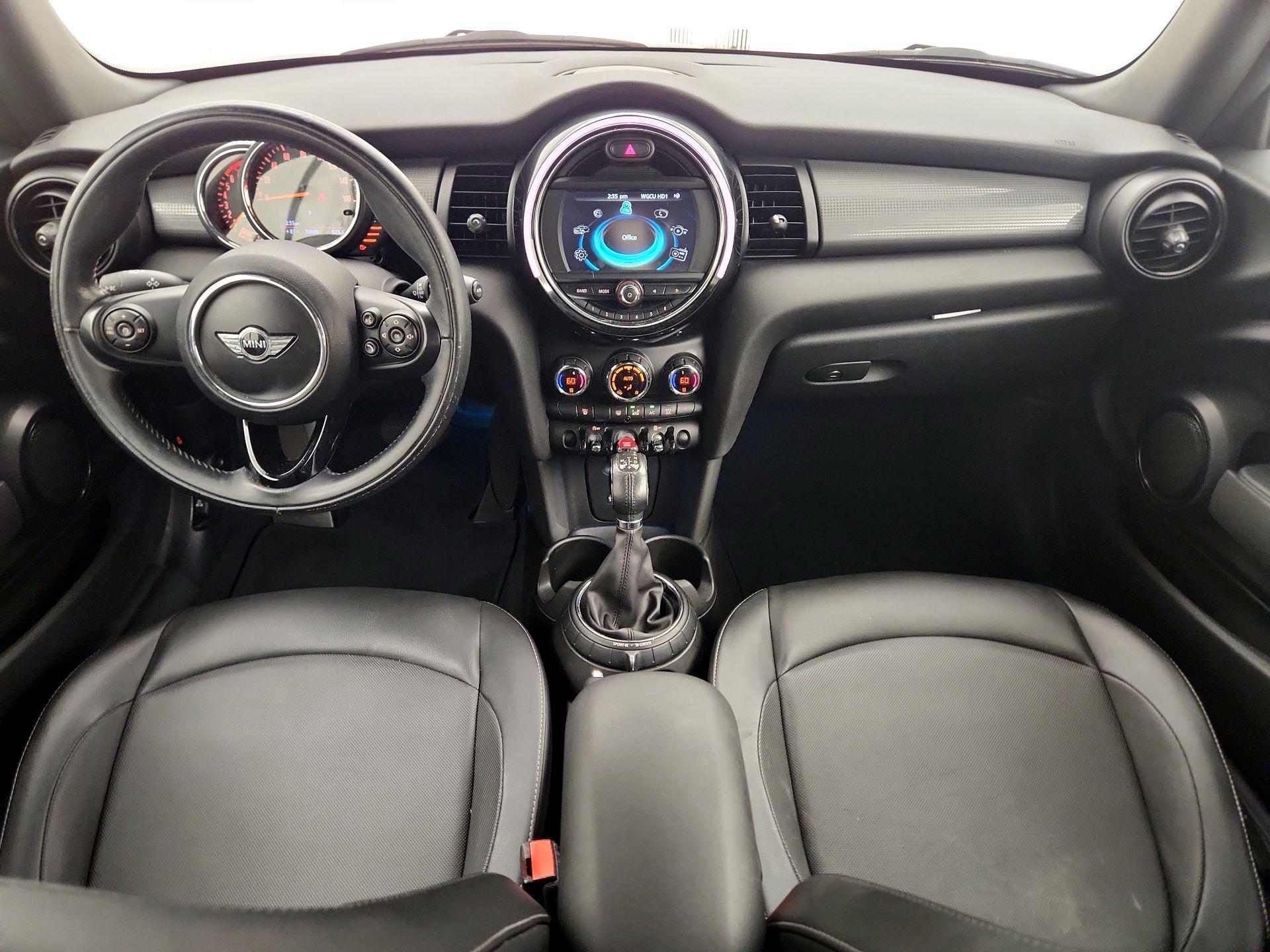 Thumbnail: 2017 MINI Cooper - 9