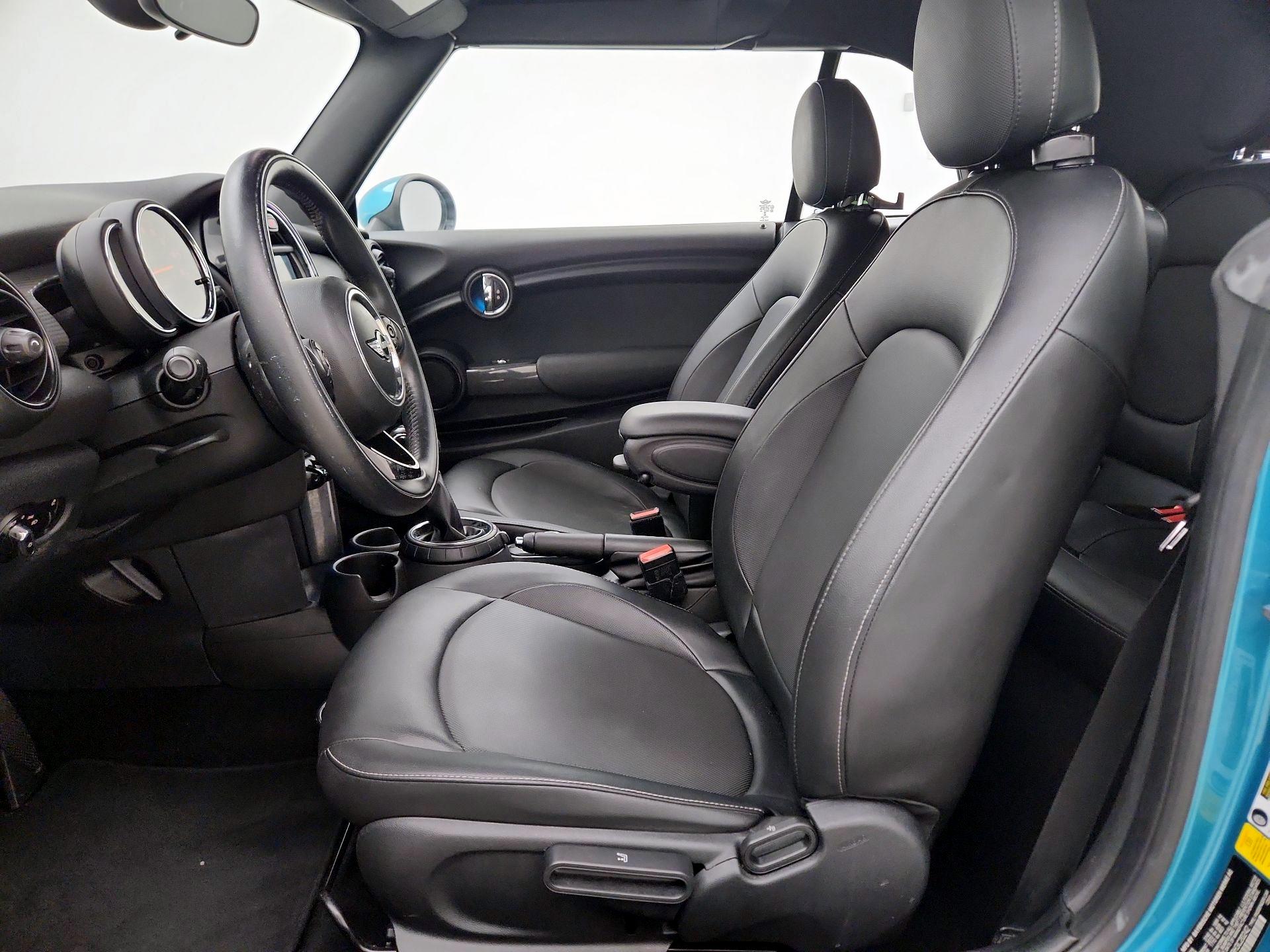 Thumbnail: 2017 MINI Cooper - 11