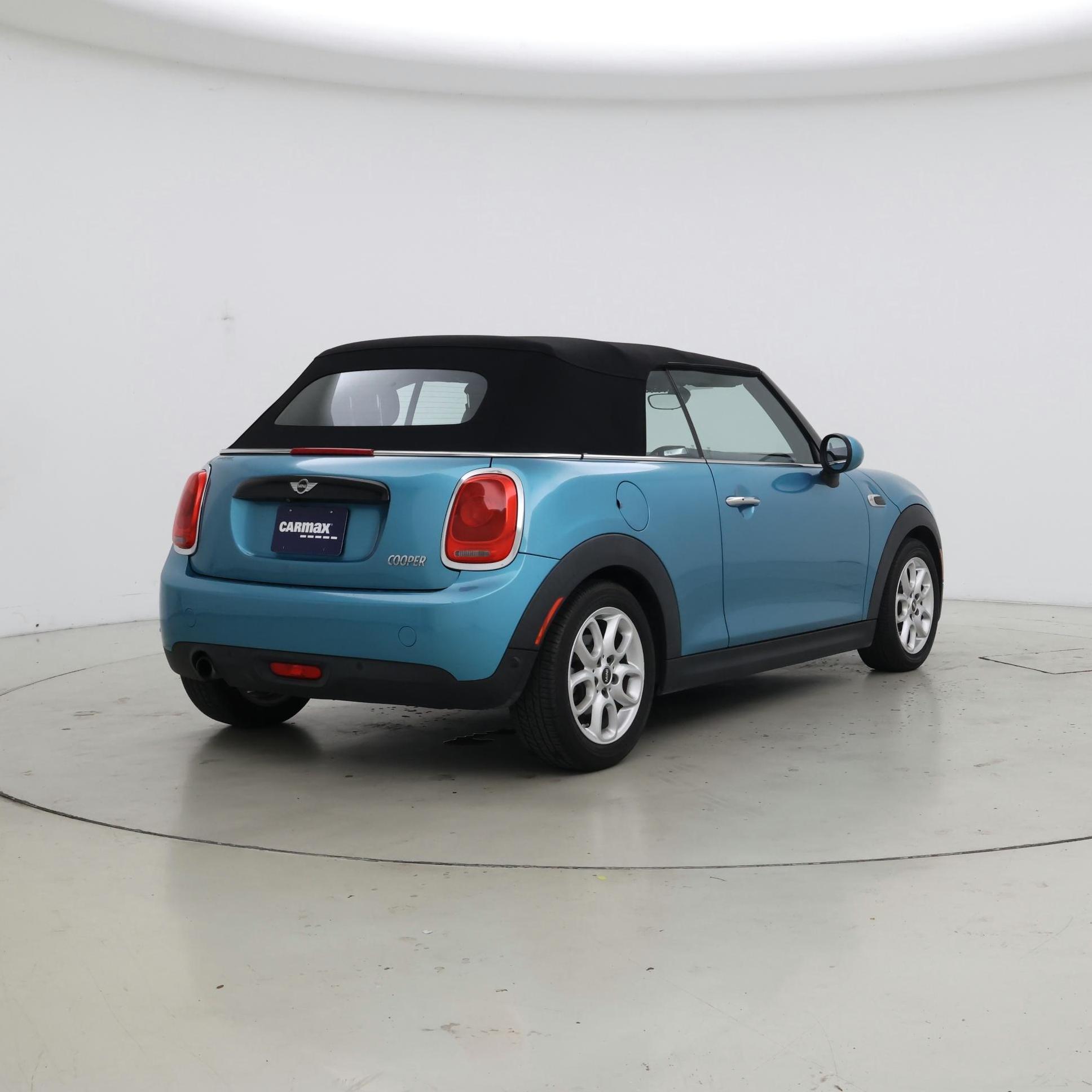 Thumbnail: 2017 MINI Cooper - 8