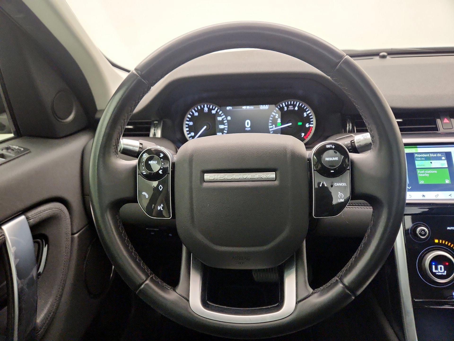 Thumbnail: 2020 Land Rover Discovery Sport - 10