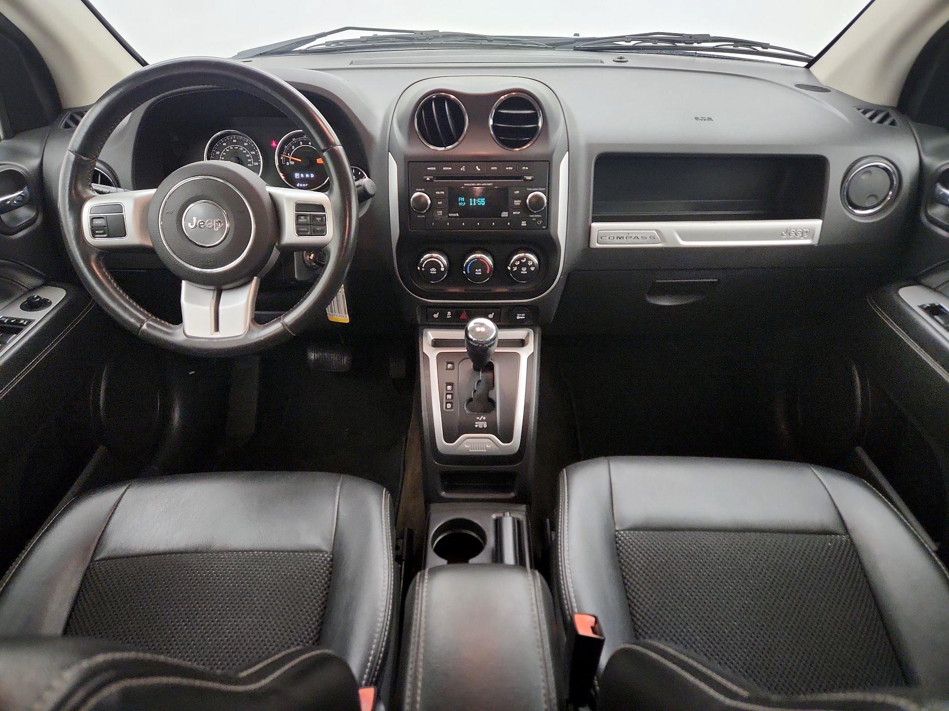 Thumbnail: 2017 Jeep Compass - 9