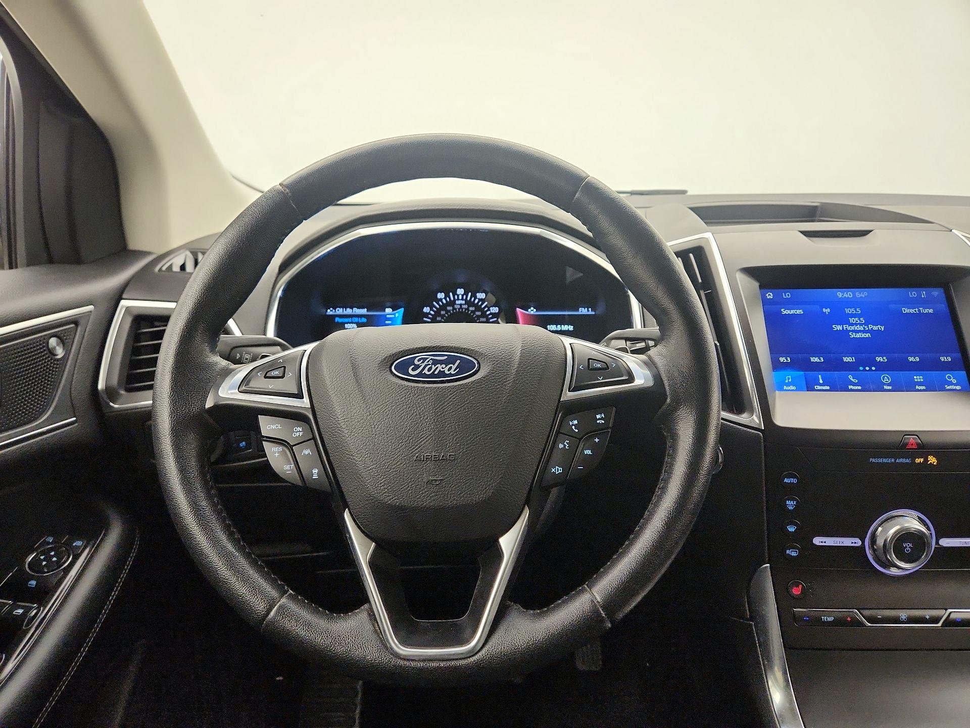 Thumbnail: 2020 Ford Edge - 10