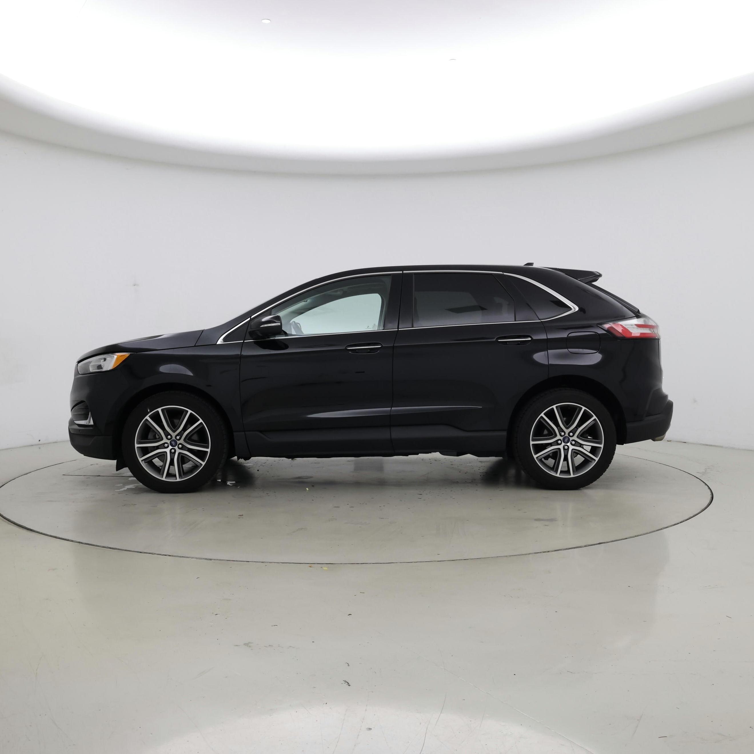 Thumbnail: 2020 Ford Edge - 3