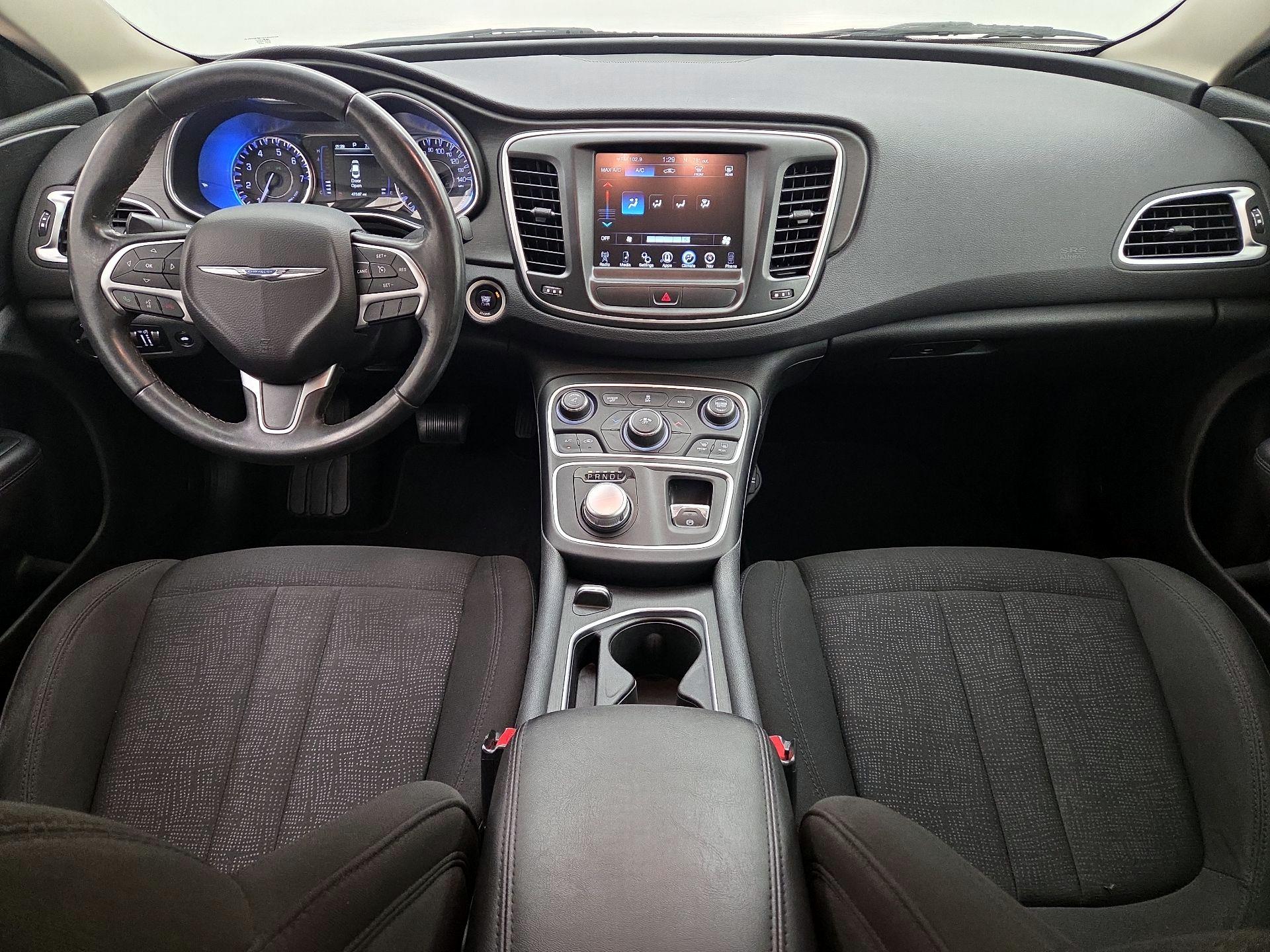 Thumbnail: 2015 Chrysler 200 - 9