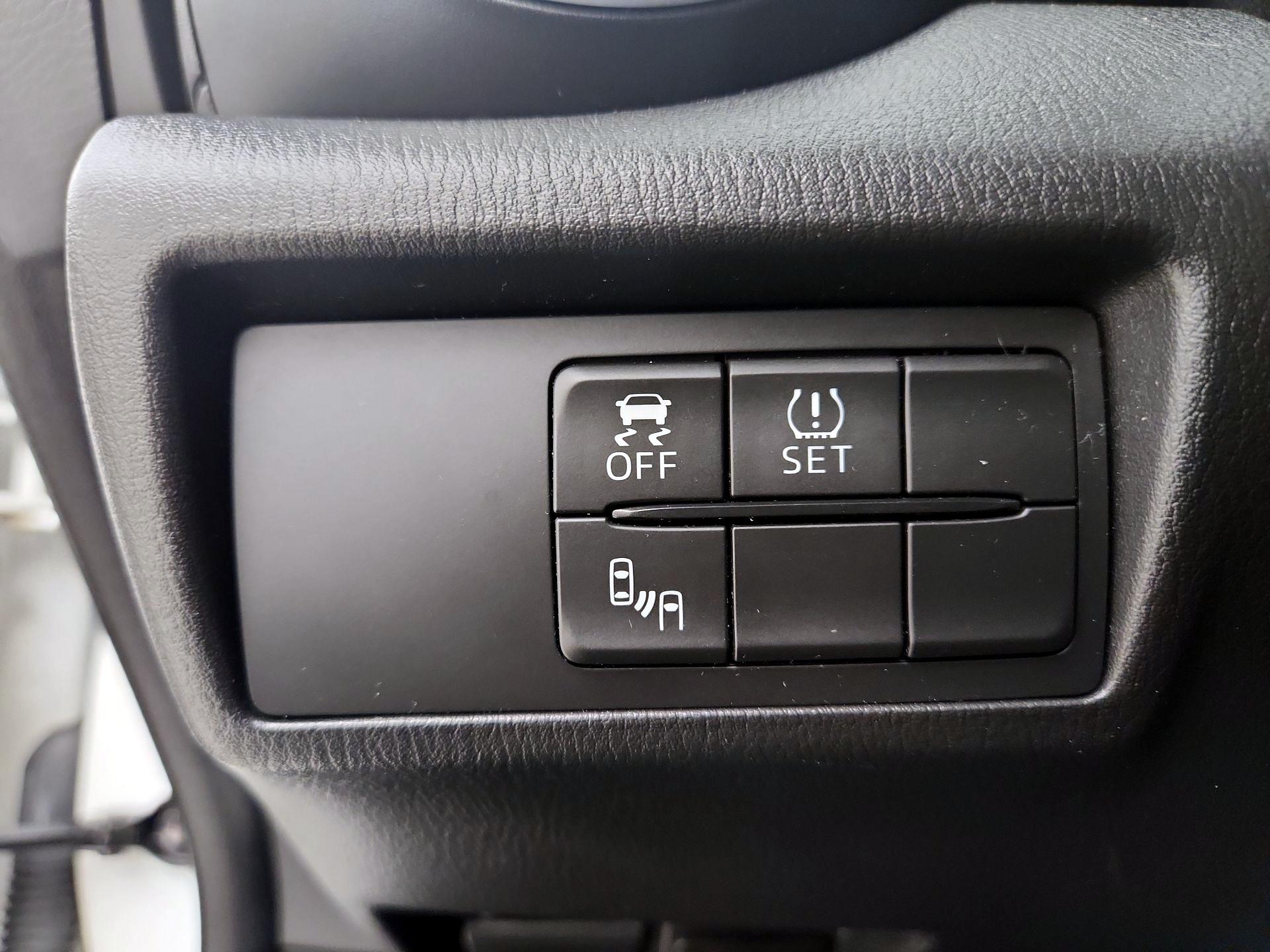 Thumbnail: 2018 Fiat 124 Spider - 13