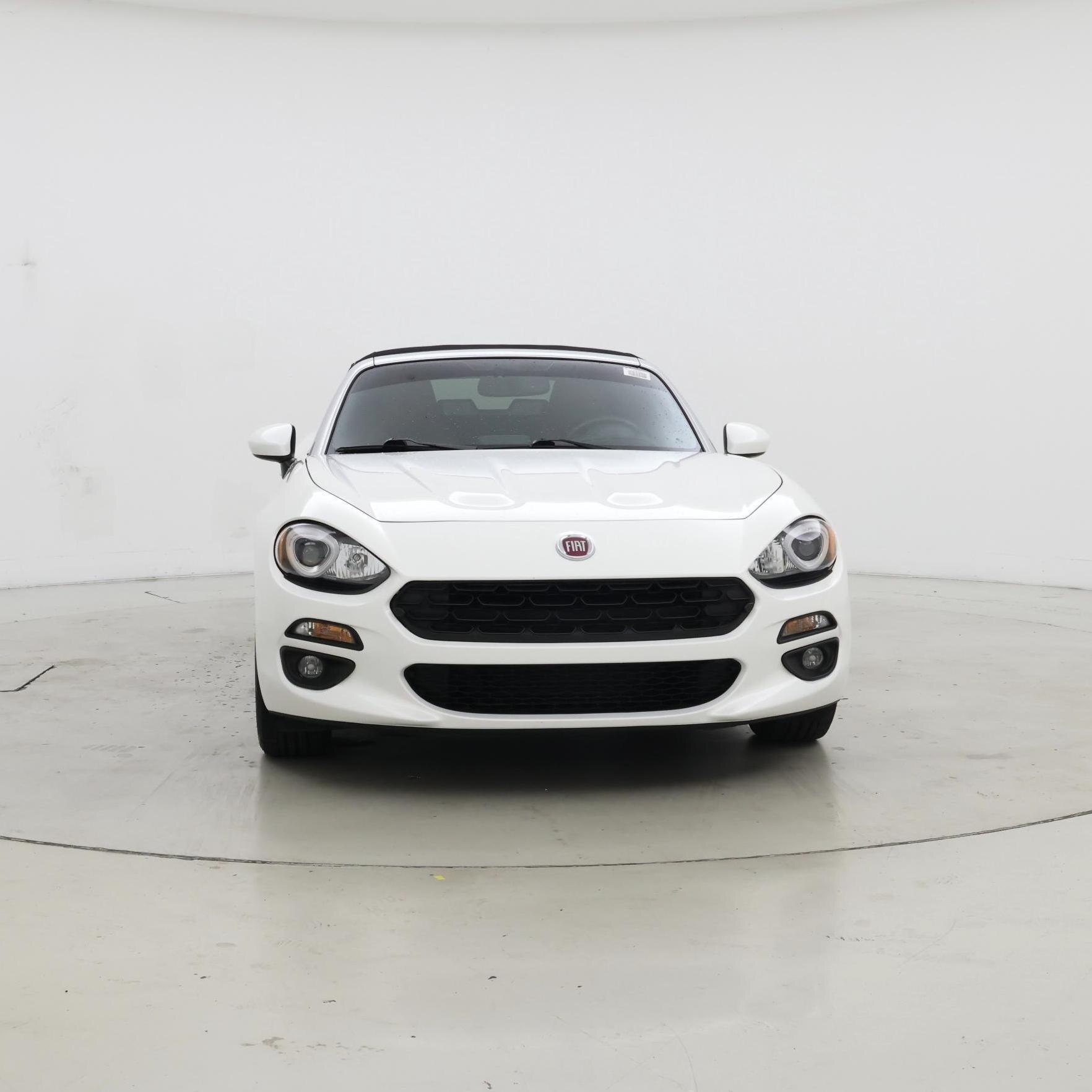 Thumbnail: 2018 Fiat 124 Spider - 5