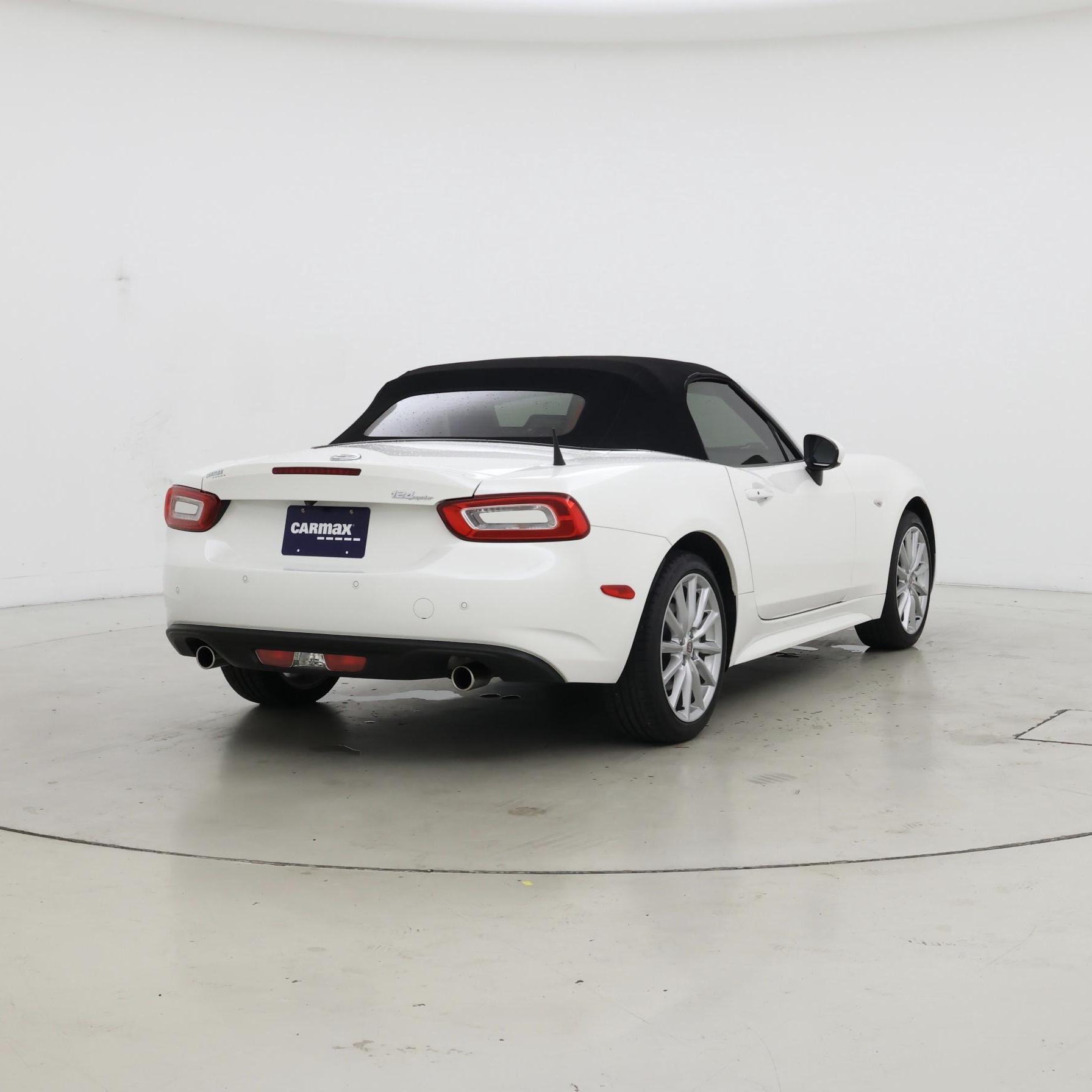 Thumbnail: 2018 Fiat 124 Spider - 8