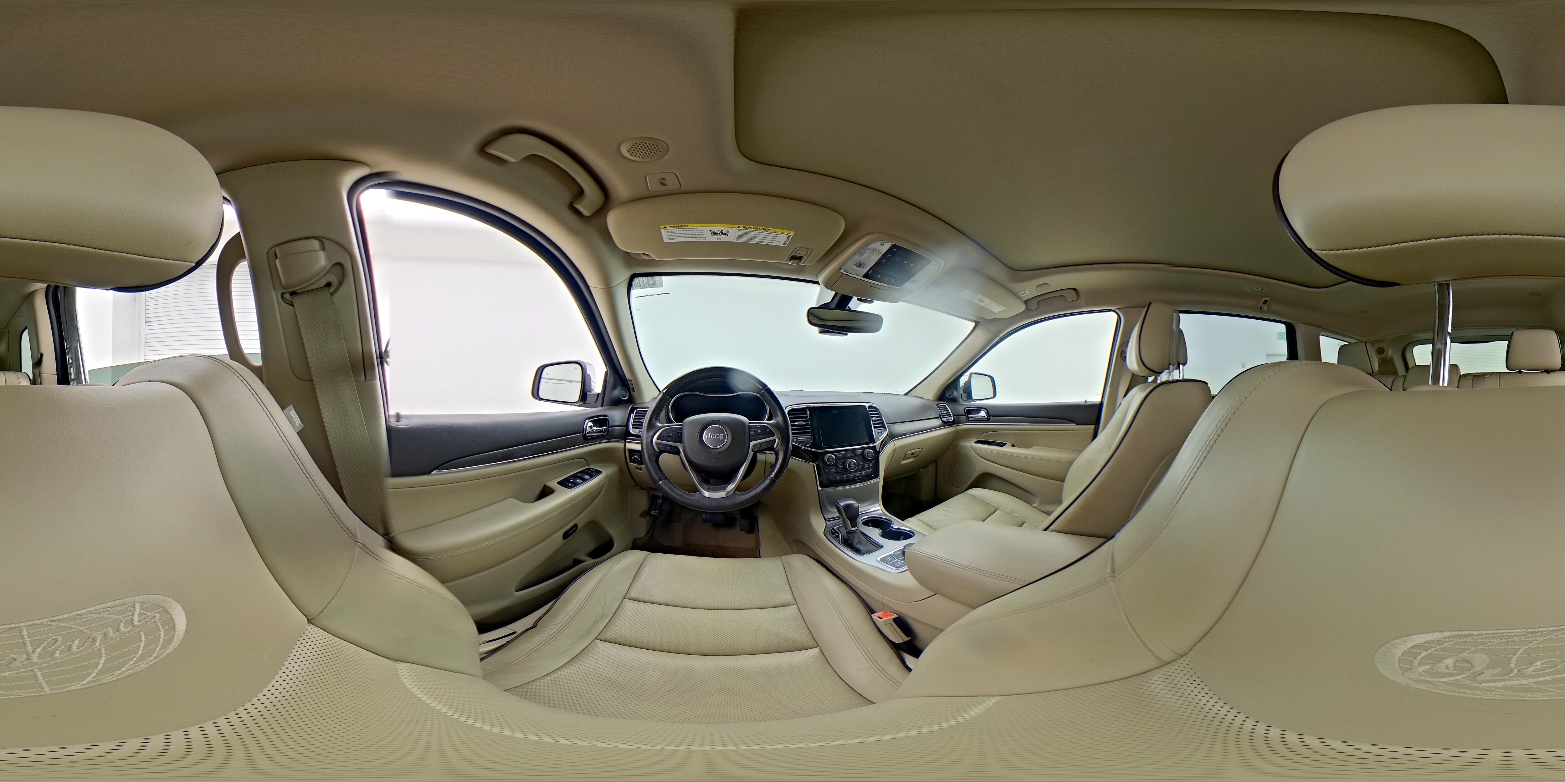 2020 Jeep Grand Cherokee Overland - Photo 28