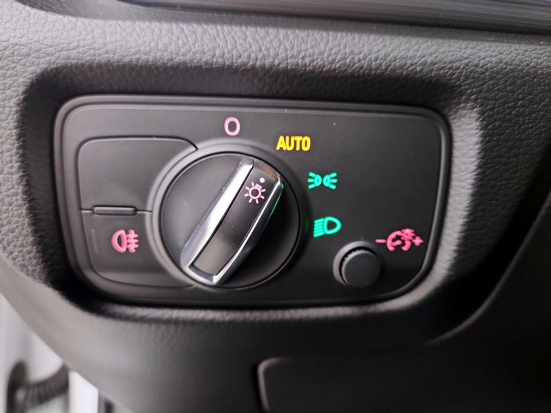 Thumbnail: 2015 Audi A3 - 13