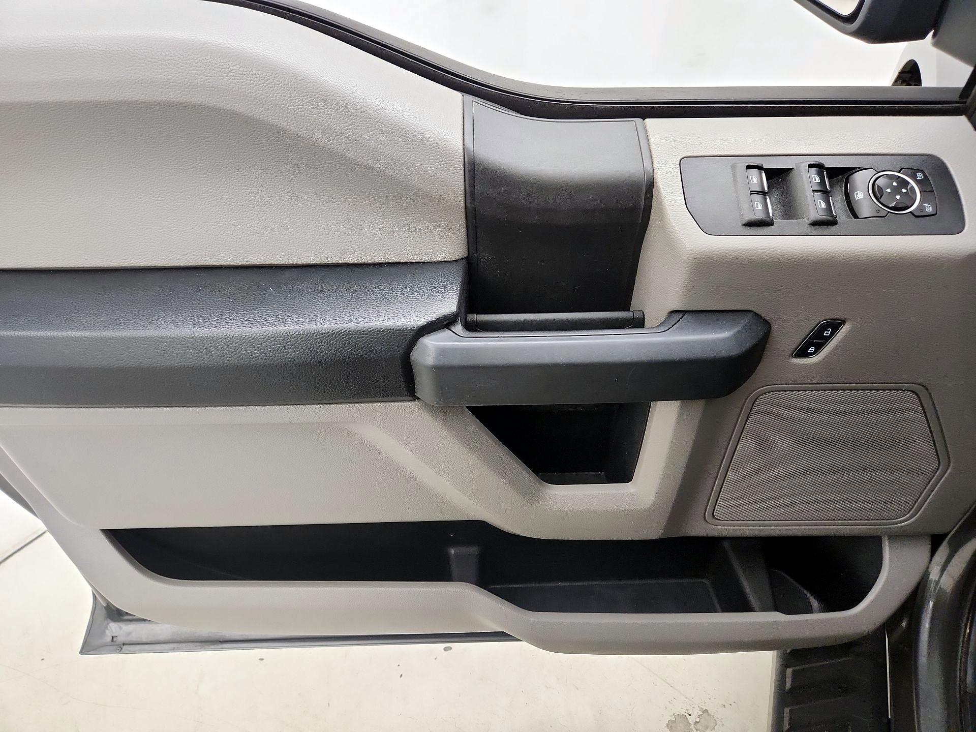 Thumbnail: 2018 Ford F-150 - 12