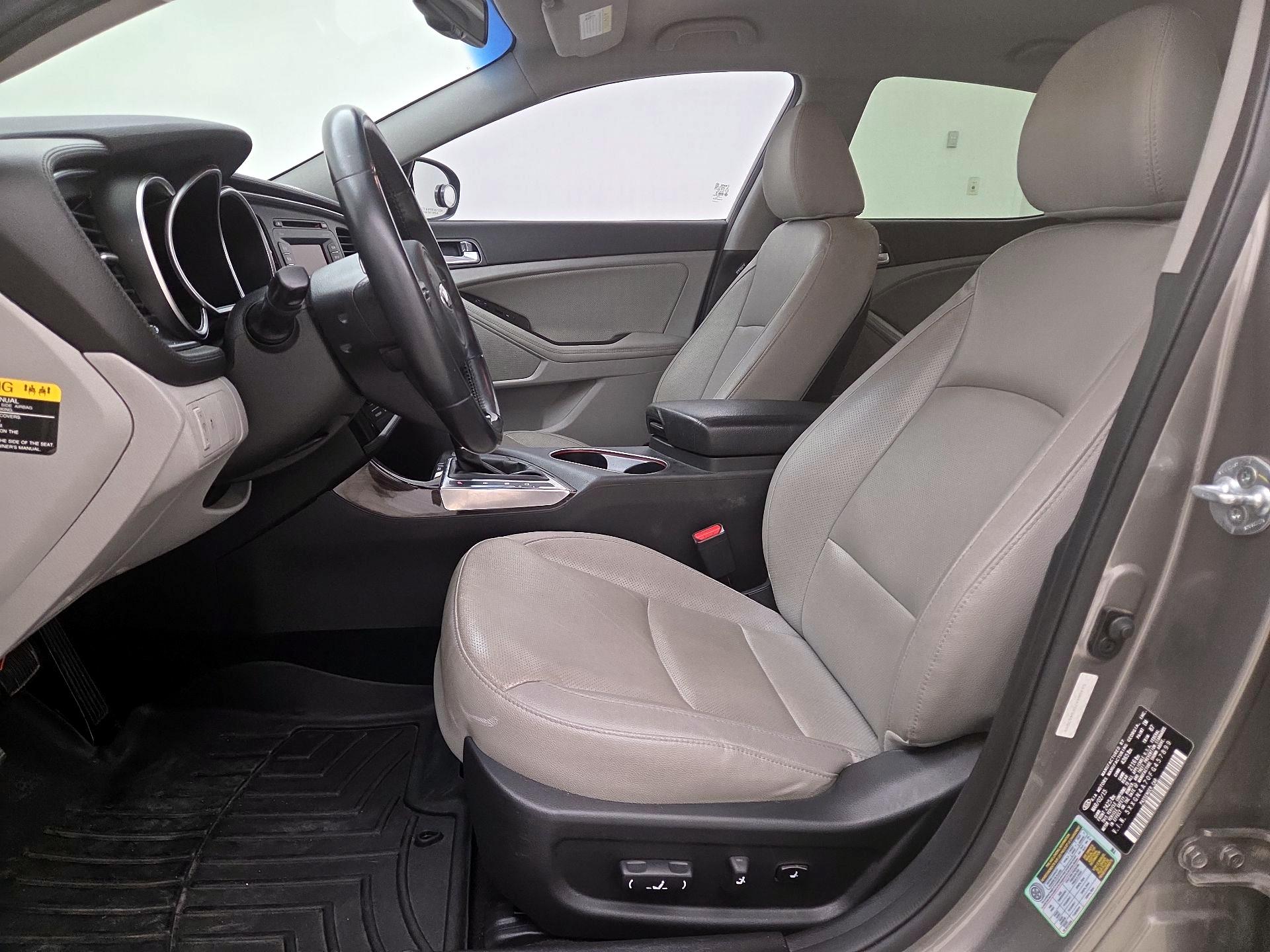 Thumbnail: 2015 Kia Optima - 11