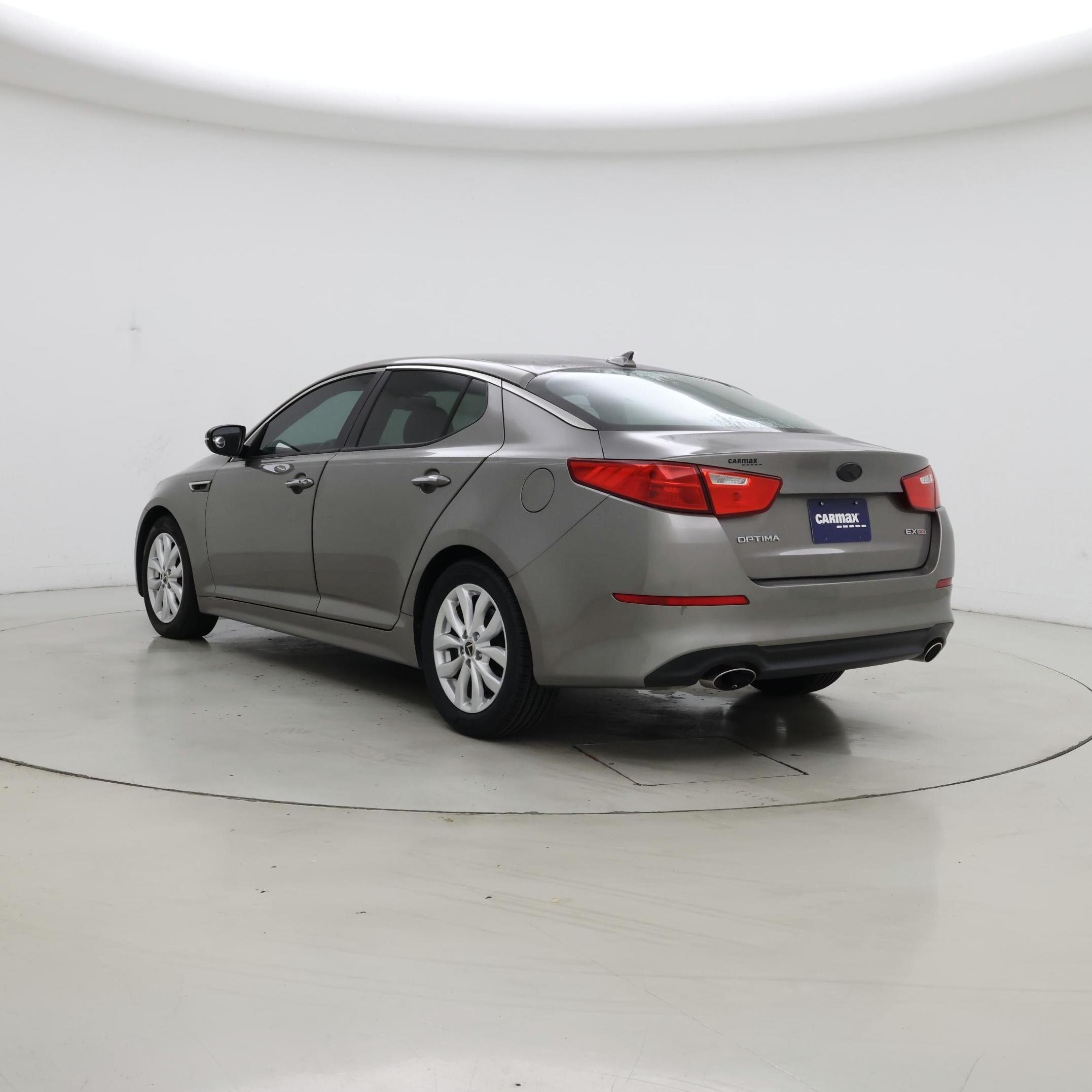 Thumbnail: 2015 Kia Optima - 2