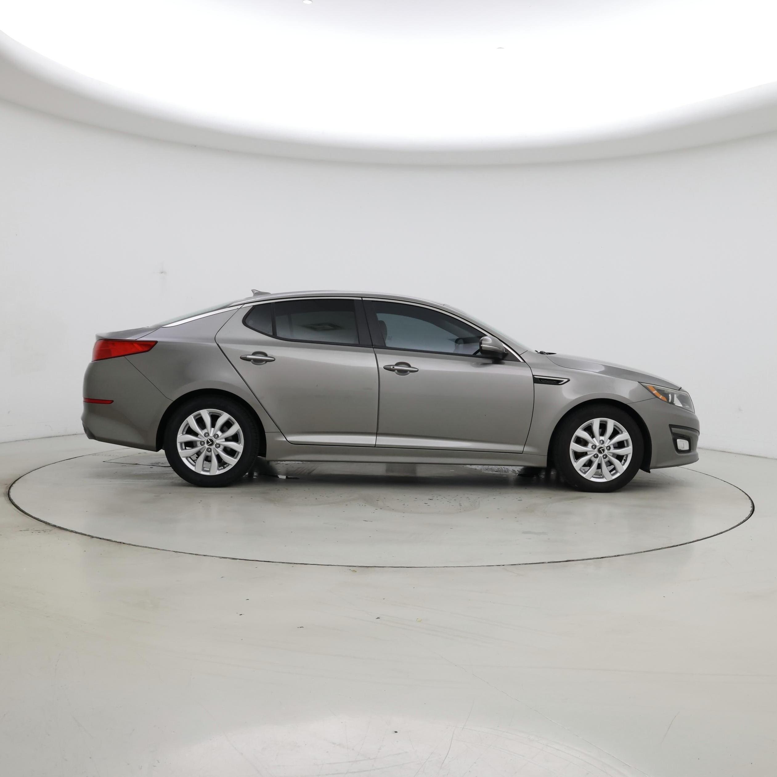 Thumbnail: 2015 Kia Optima - 7