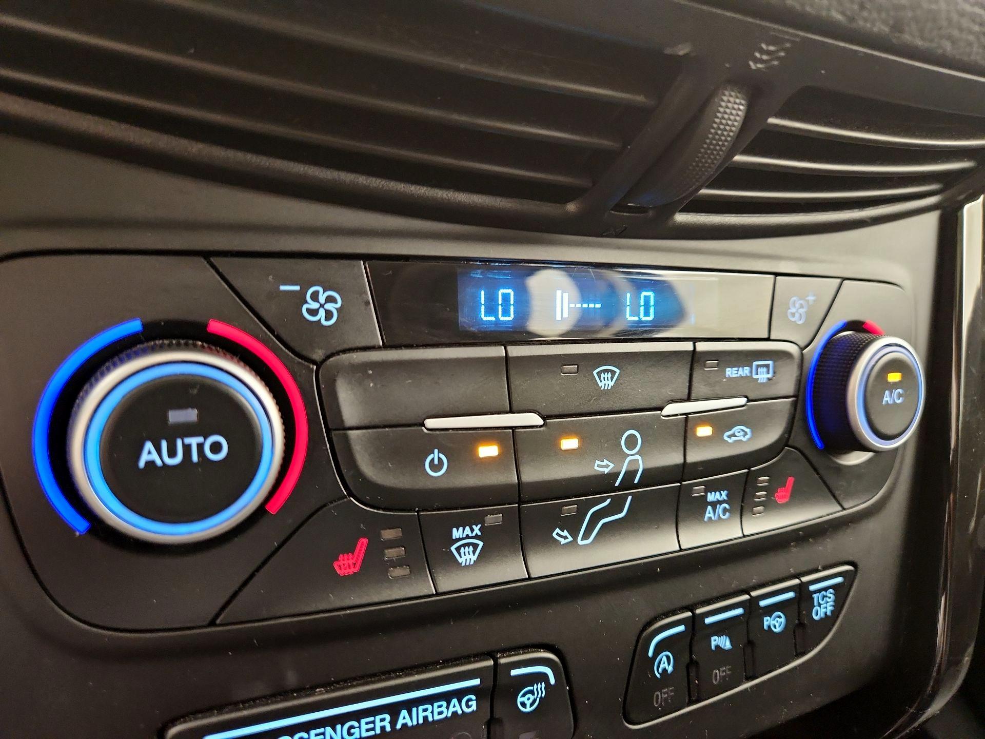 Thumbnail: 2018 Ford Escape - 17
