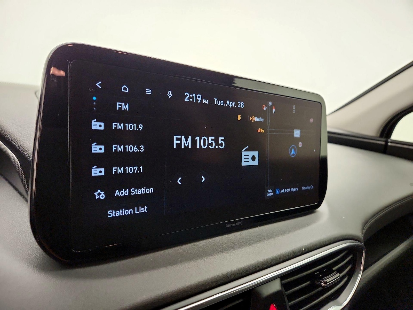 2023 Hyundai Santa Fe SEL - Photo 17