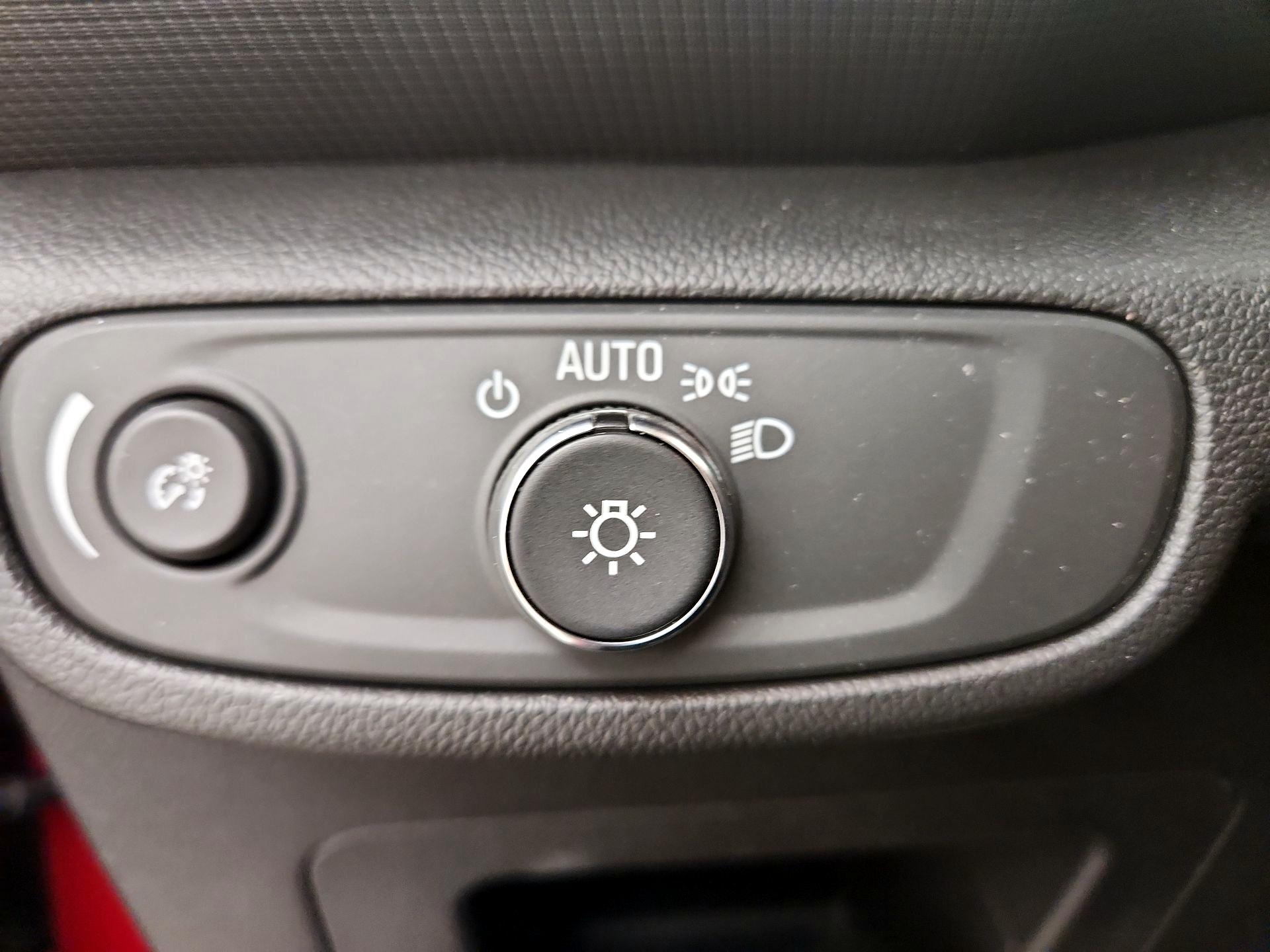 Thumbnail: 2021 Chevrolet TrailBlazer - 13